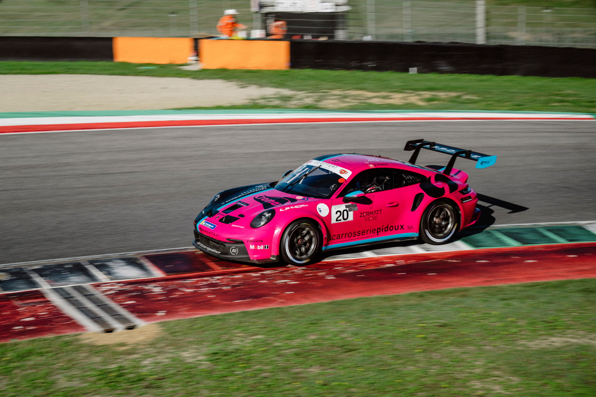 PORSCHE 992 GT3 CUP-showroom-element-1
