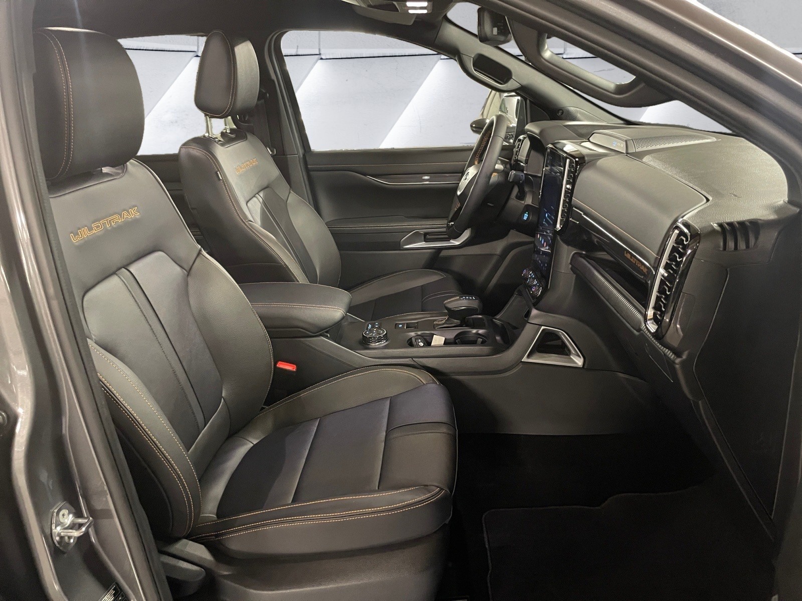 FORD Ranger Wildtrak 2.3 Eco Boost e-4WD Automat-image-10