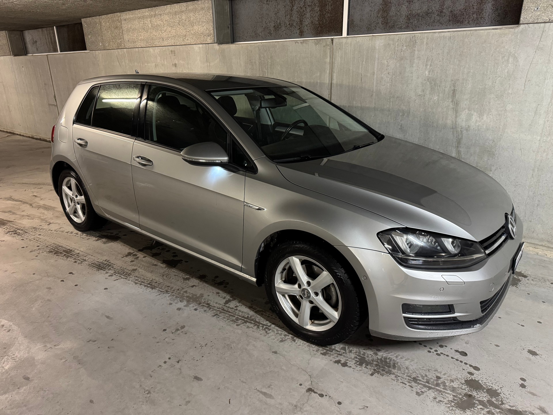 VW Golf 1.4 TSI Cup R-Line DSG-showroom-element-3