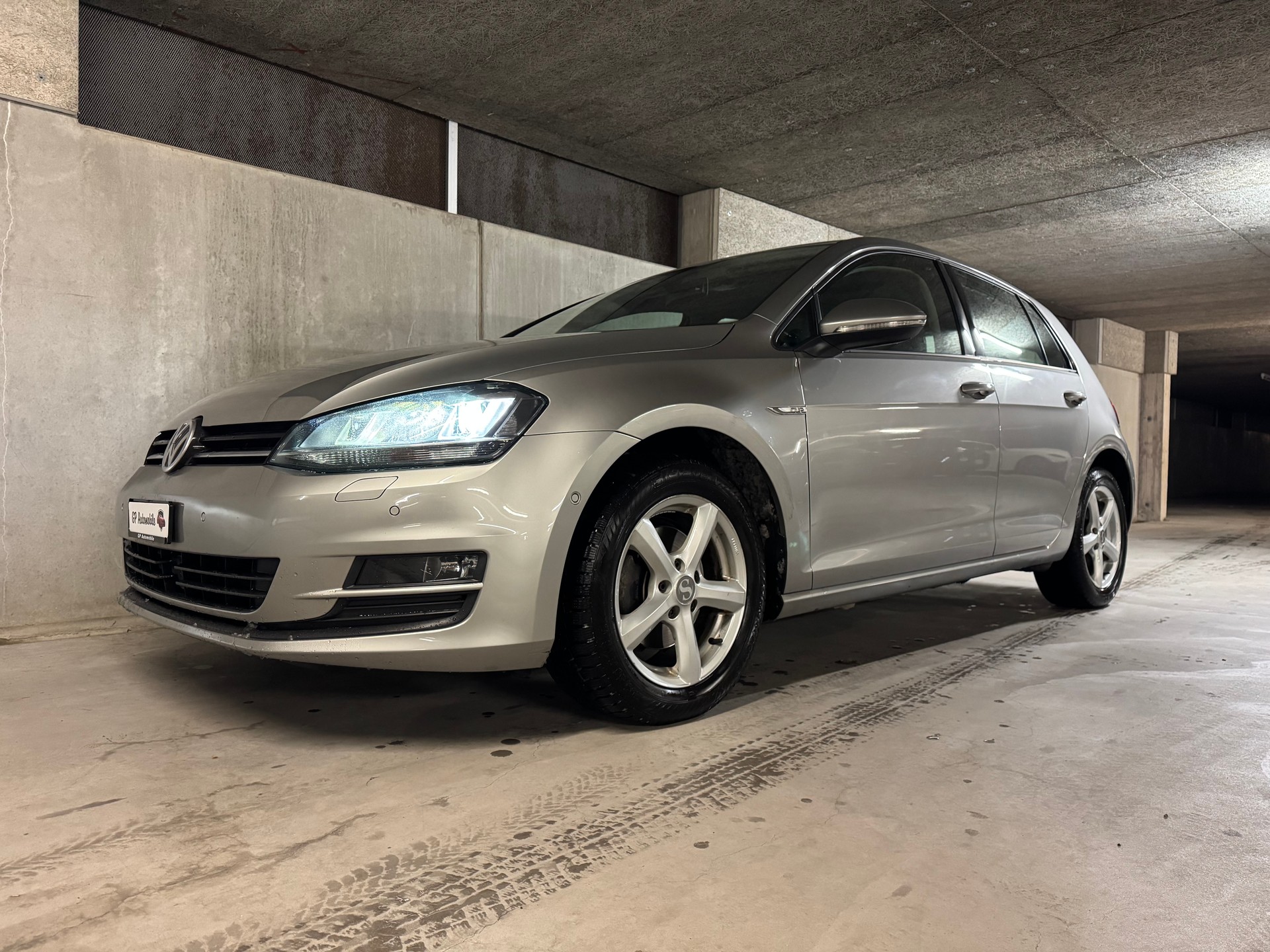 VW Golf 1.4 TSI Cup R-Line DSG-image-6