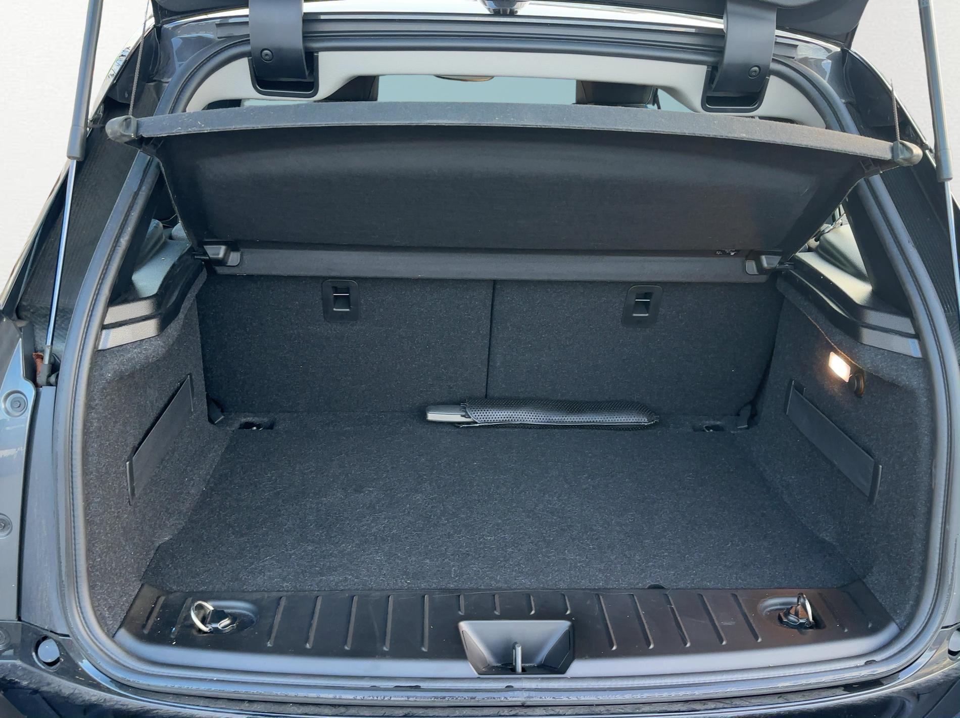 BMW i3 120 Ah-image-11