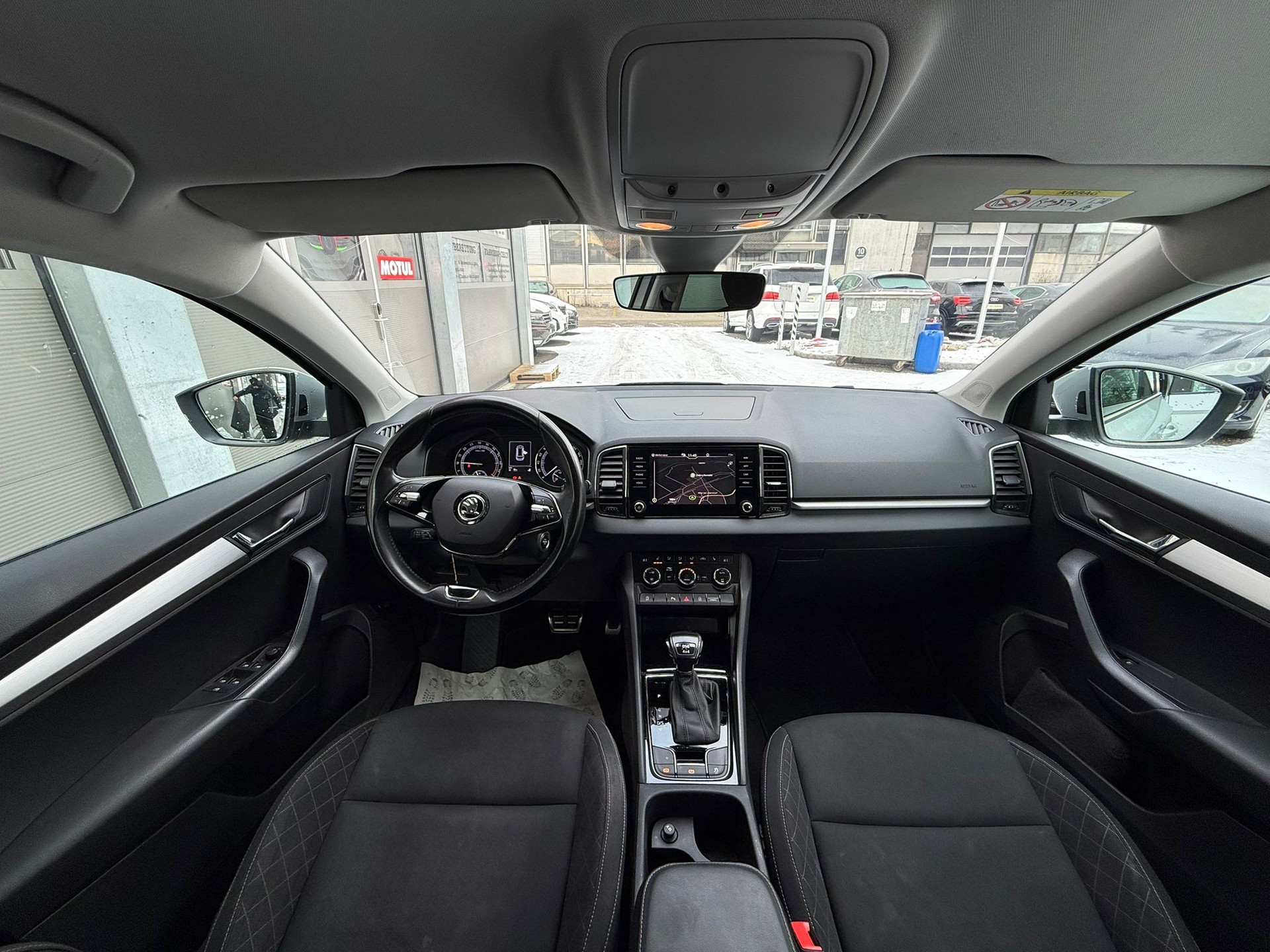 SKODA Karoq 2.0 TDI CR Ambition 4x4 DSG-image-8