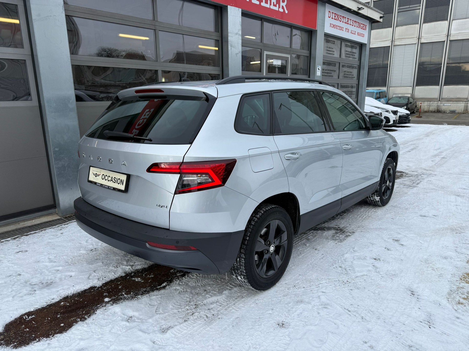 SKODA Karoq 2.0 TDI CR Ambition 4x4 DSG-image-4