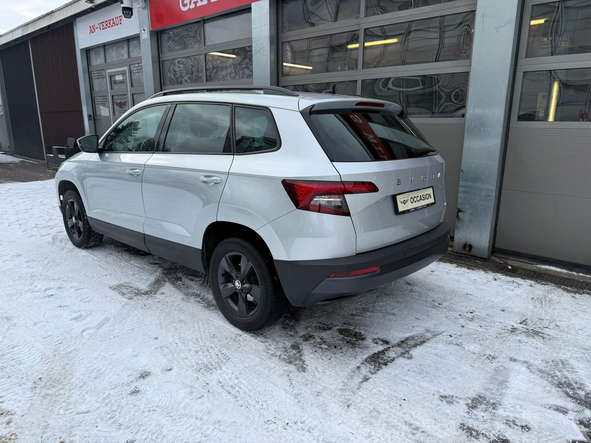 SKODA Karoq 2.0 TDI CR Ambition 4x4 DSG-image-6