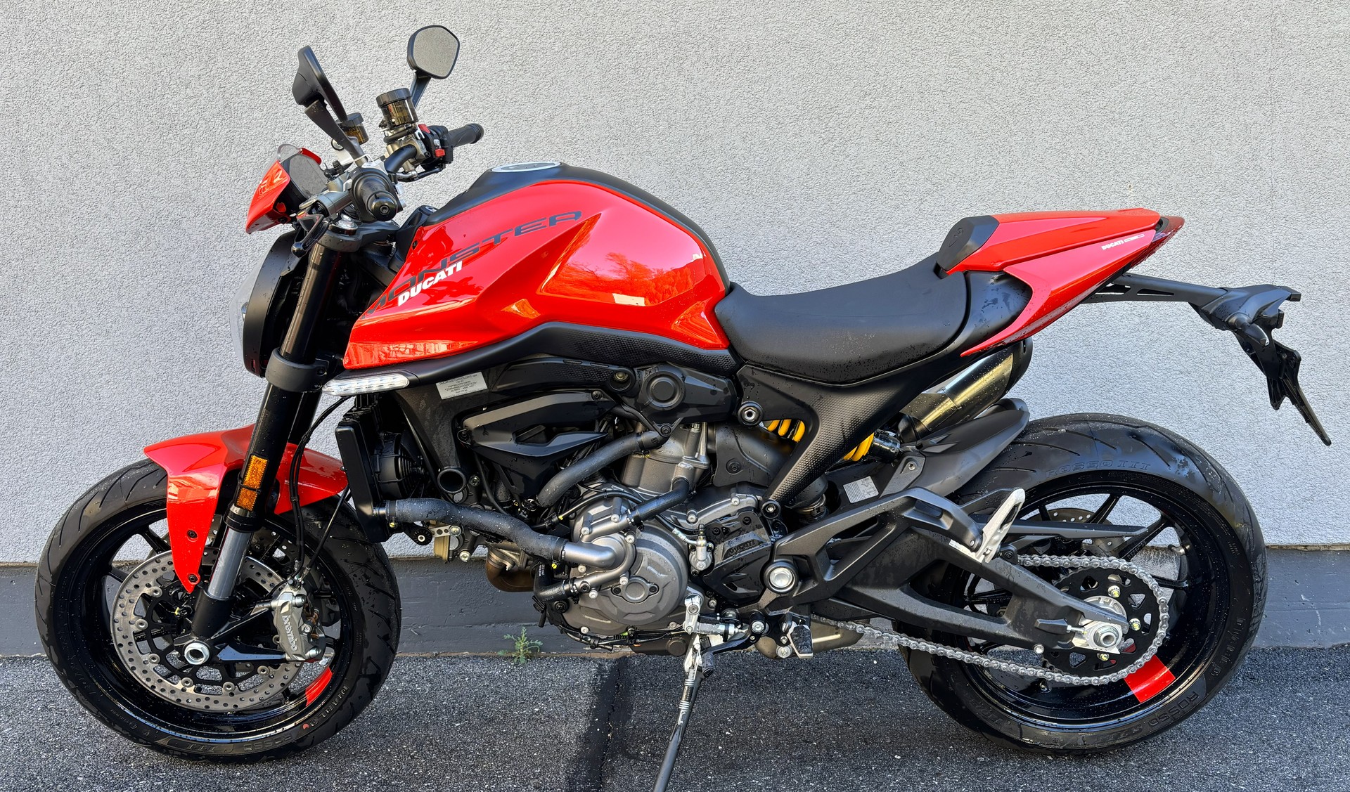 DUCATI Monster + 937-image-3