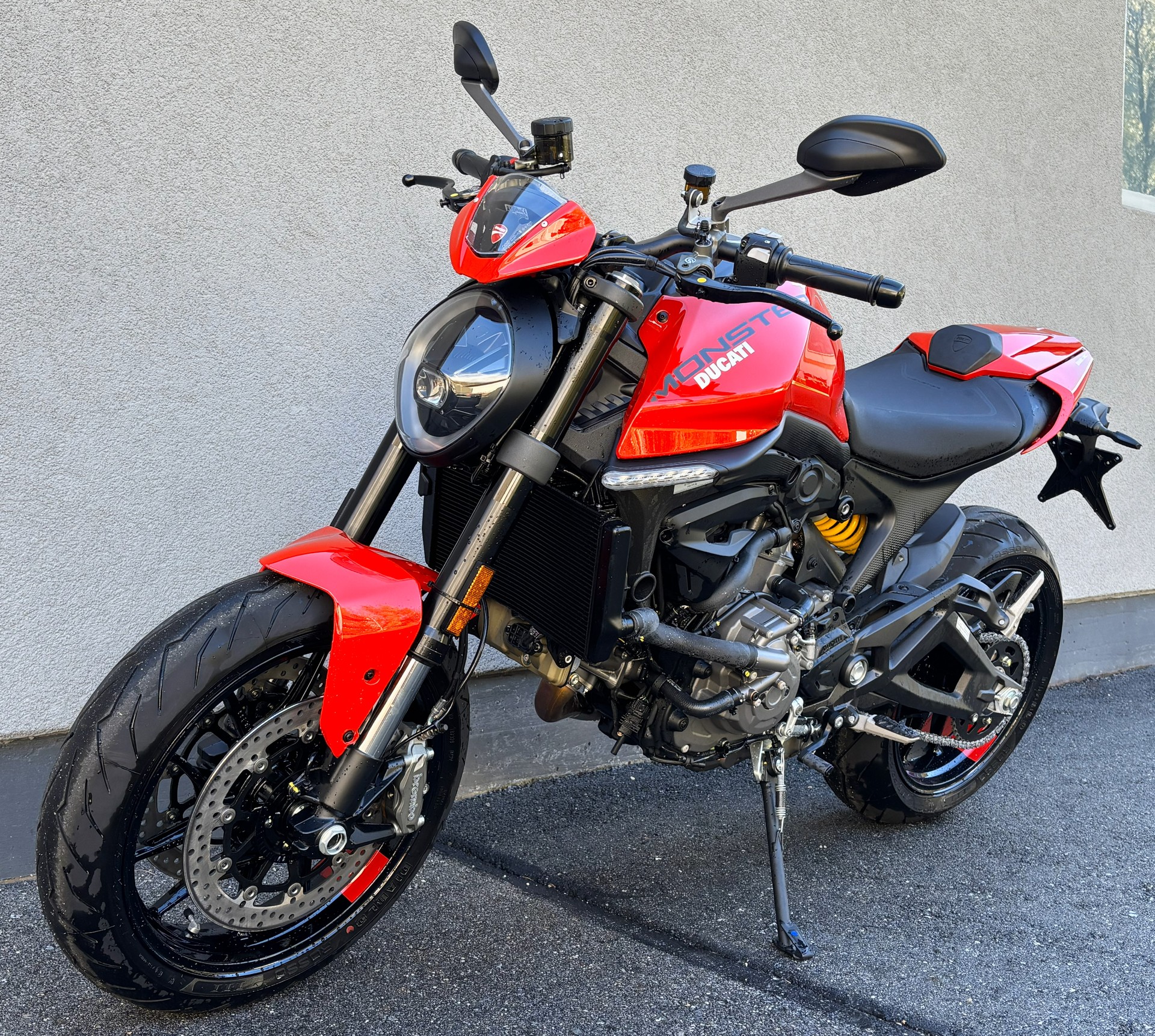 DUCATI Monster + 937-image-2