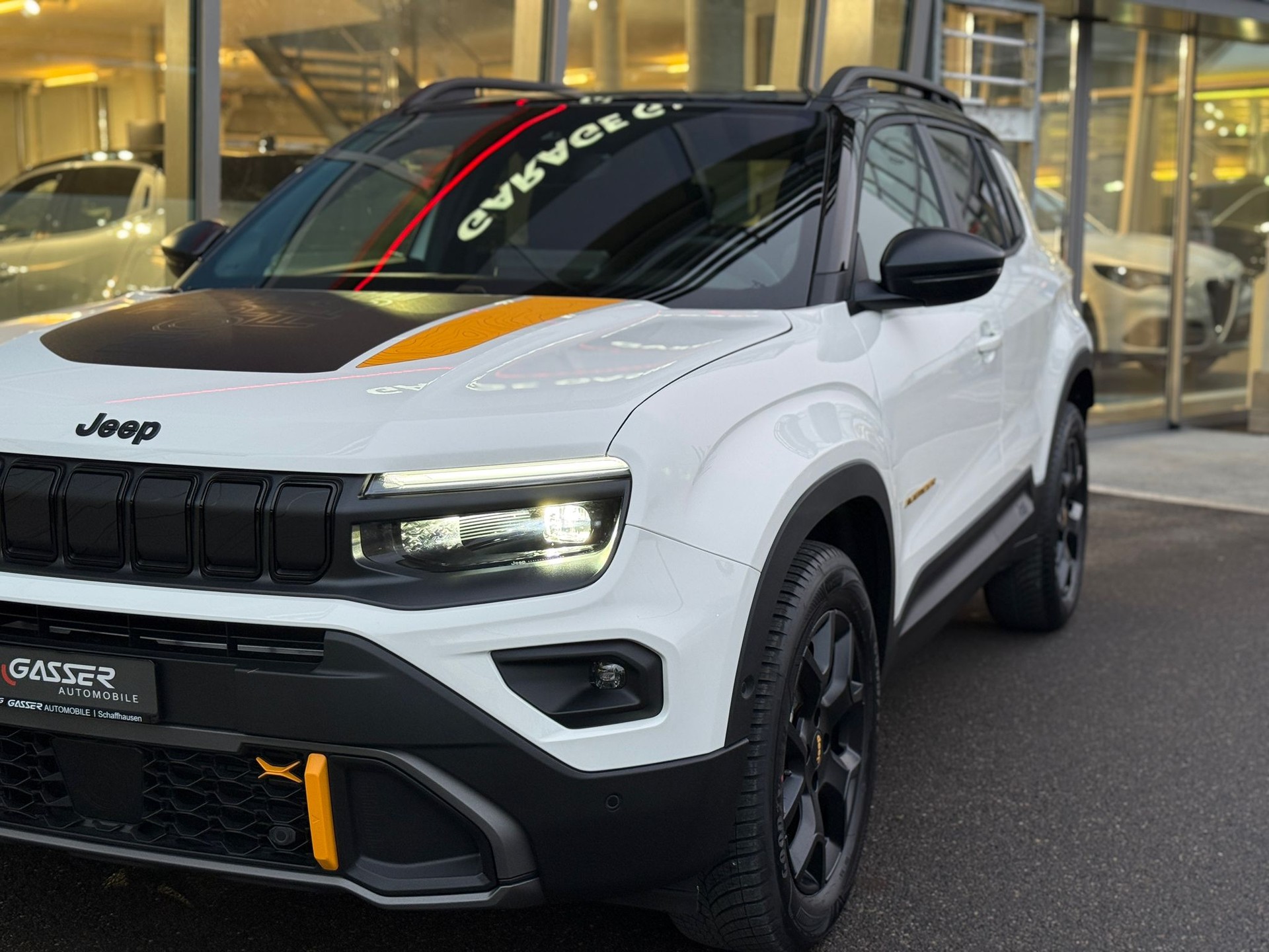 JEEP Avenger 1.2 Turbo MHEV The North Face 4xe-showroom-element-3