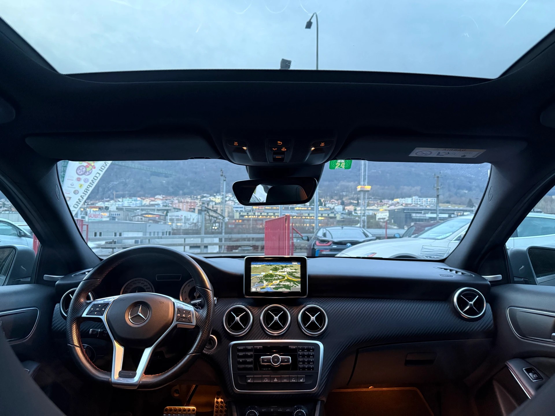 MERCEDES-BENZ A 250 AMG Line 4Matic 7G-DCT-image-6