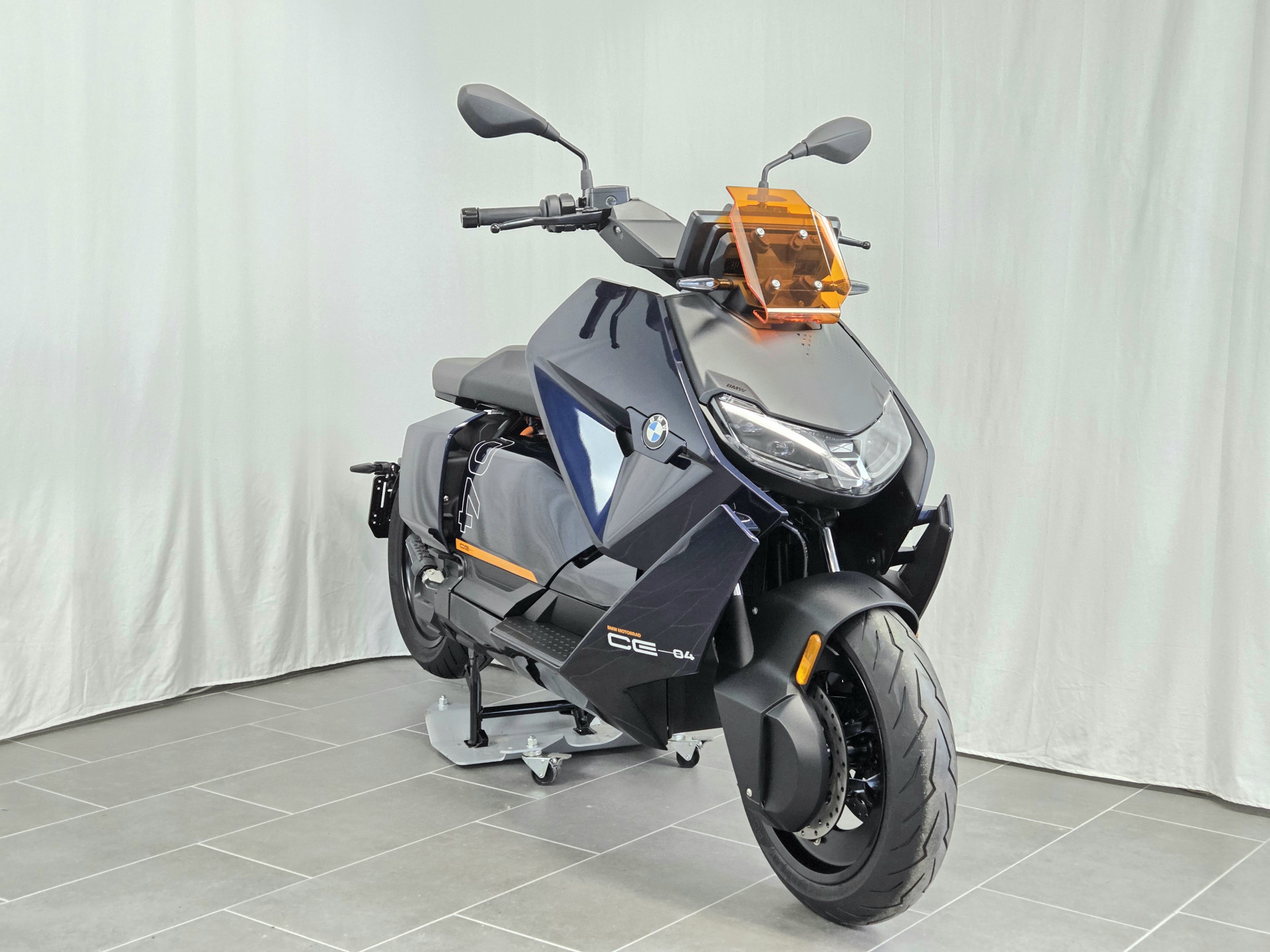 BMW CE 04 Avantgarde-image-1