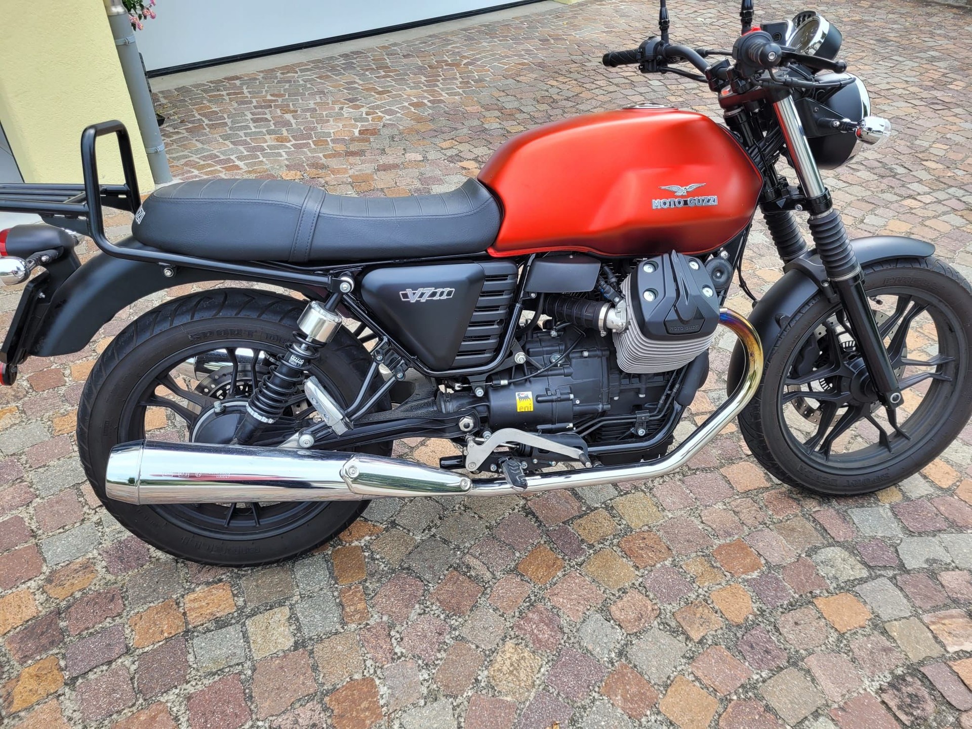 MOTO GUZZI V7 II Stone 750 A-image-0