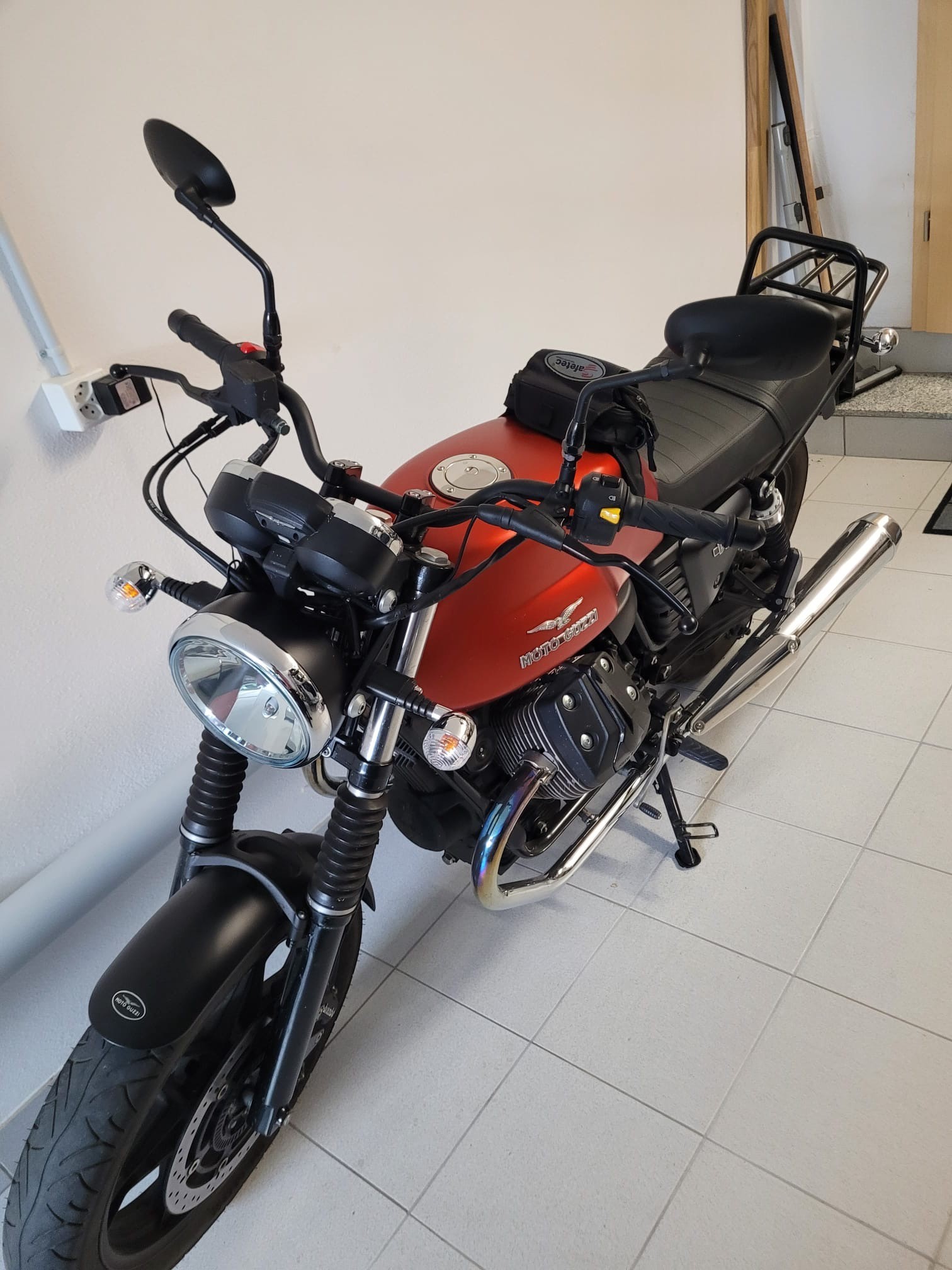 MOTO GUZZI V7 II Stone 750 A-image-14