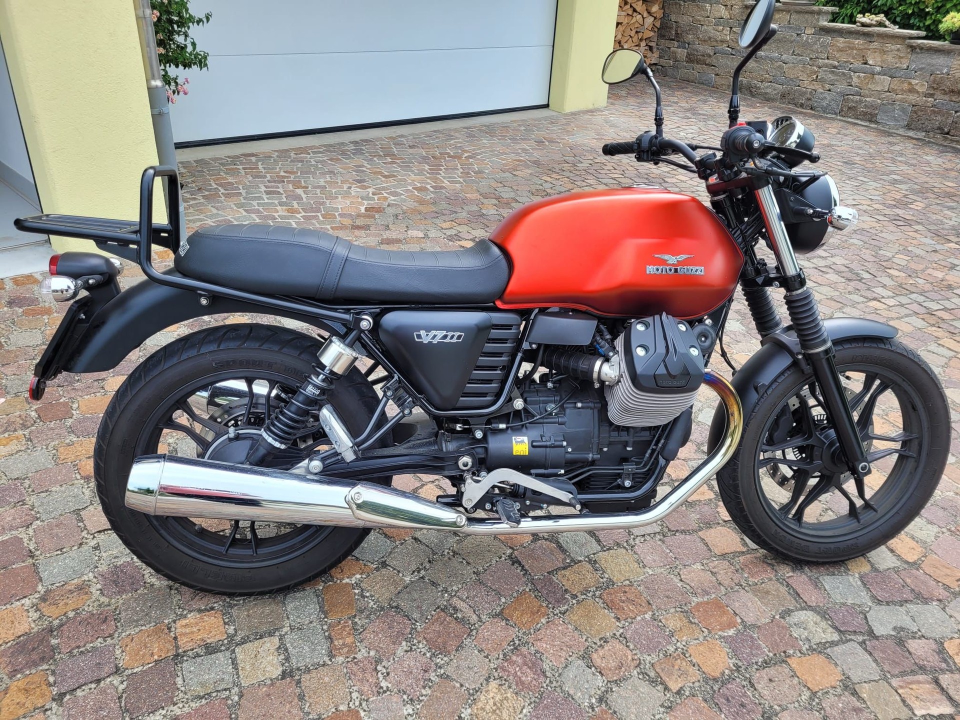 MOTO GUZZI V7 II Stone 750 A-image-6