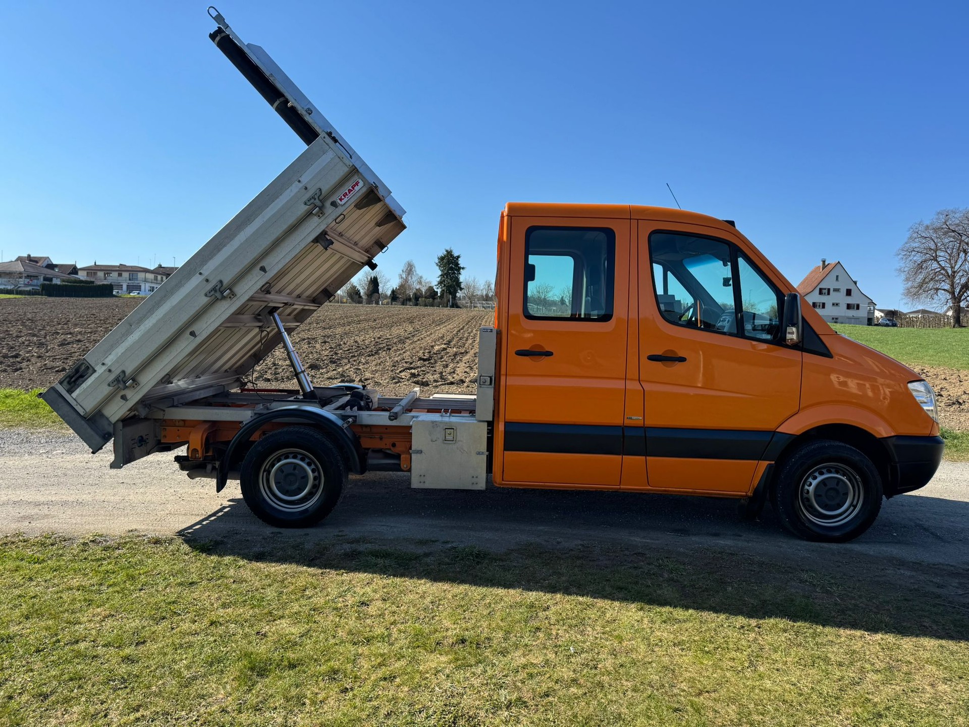 MERCEDES-BENZ Sprinter 316 NGT Standard Automat-image-4