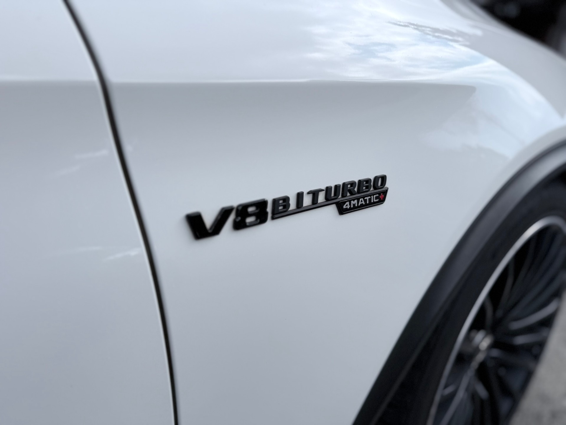 MERCEDES-BENZ GLC 63 AMG 4Matic 9G-Tronic-image-26