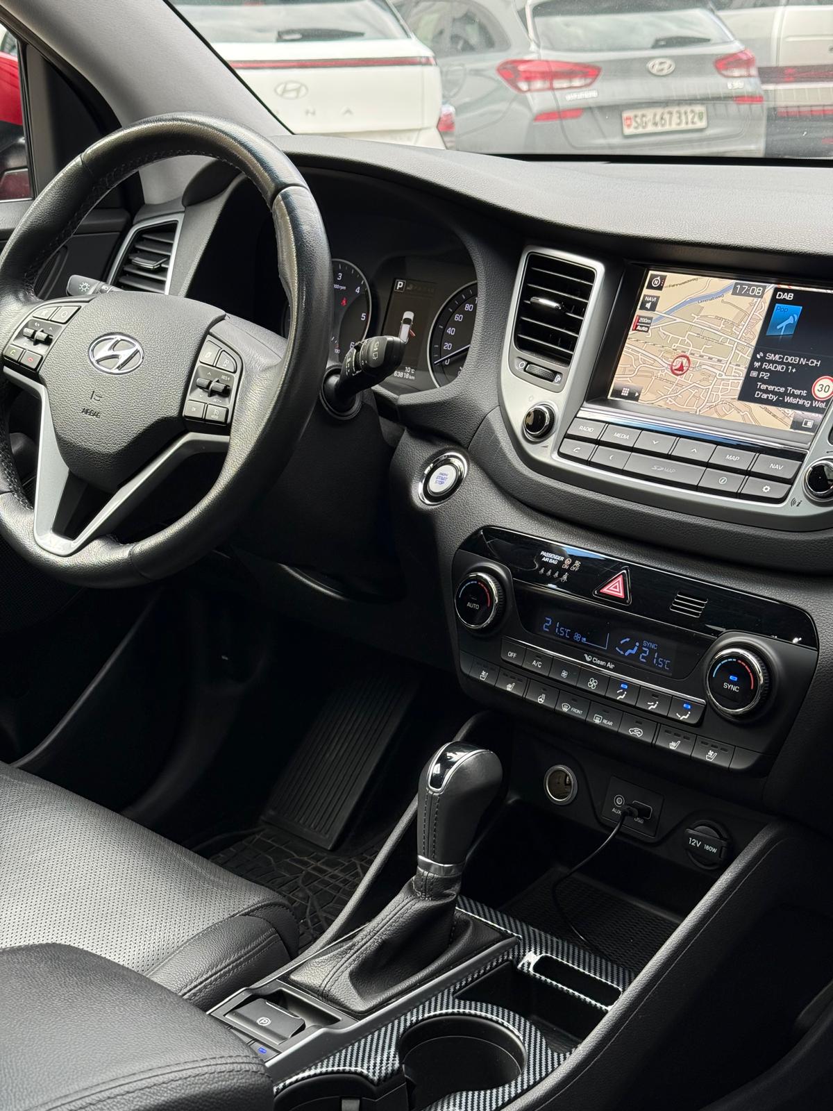 HYUNDAI Tucson 2.0 CRDi 185 Vertex 4WD-image-12