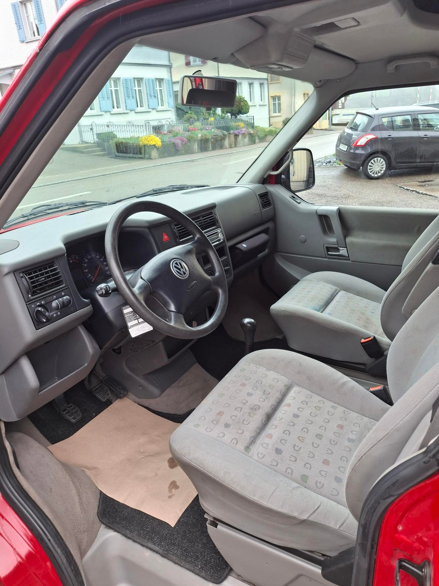 VW T4 Multivan 2.5TDI ABS-image-12