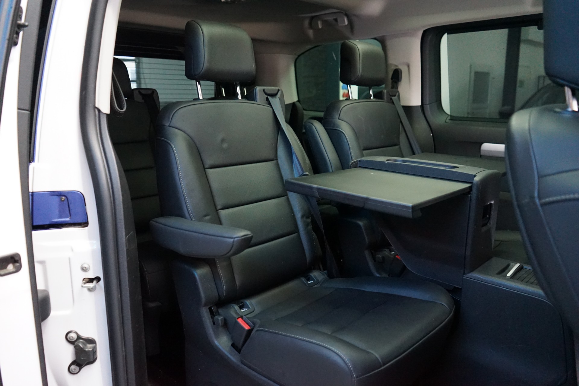 CITROEN Spacetourer EO 2.0 BlueHDi Business Lounge M EAT8-image-15