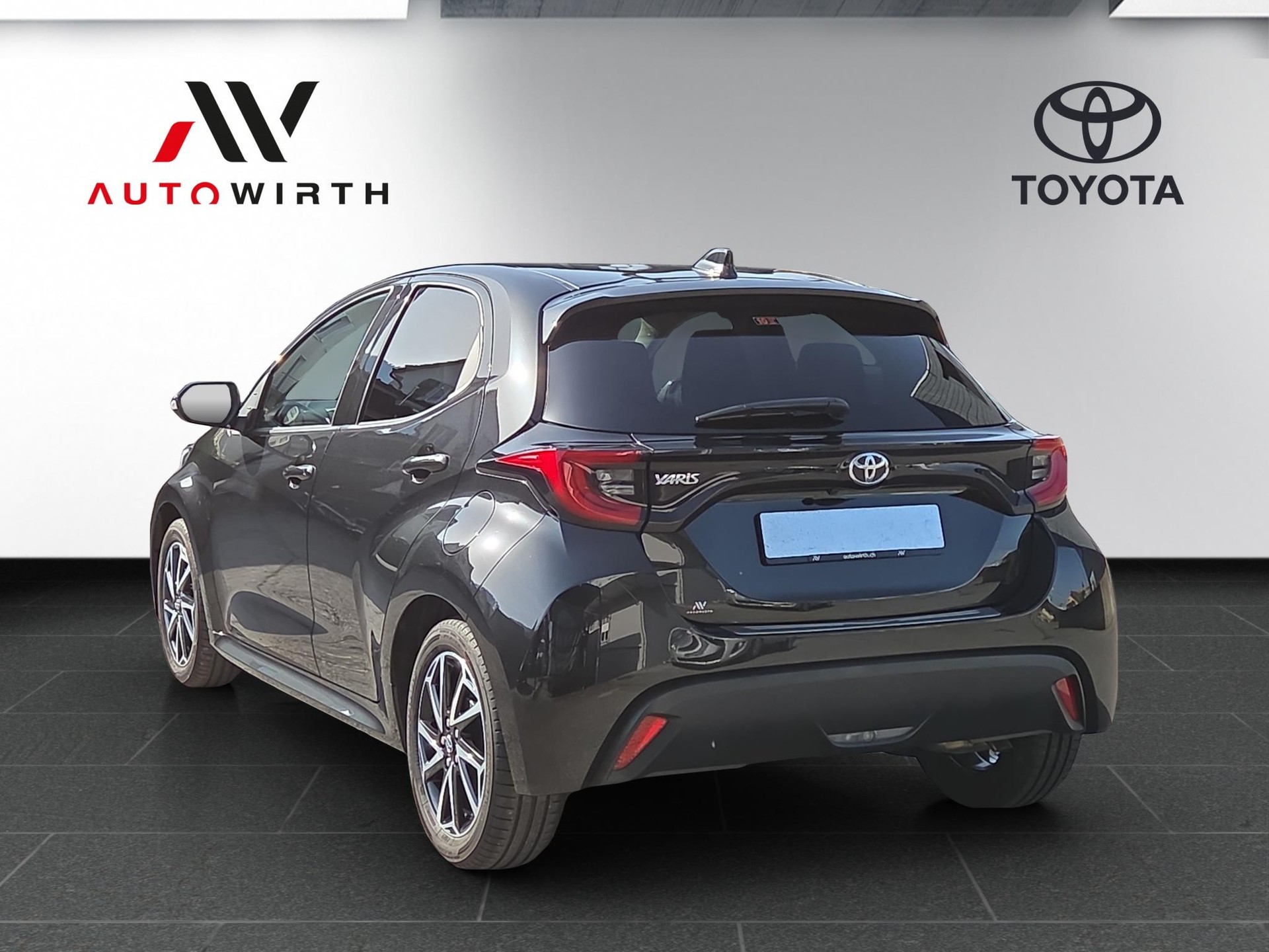 TOYOTA Yaris 1.5 VVT-iE Trend-image-6