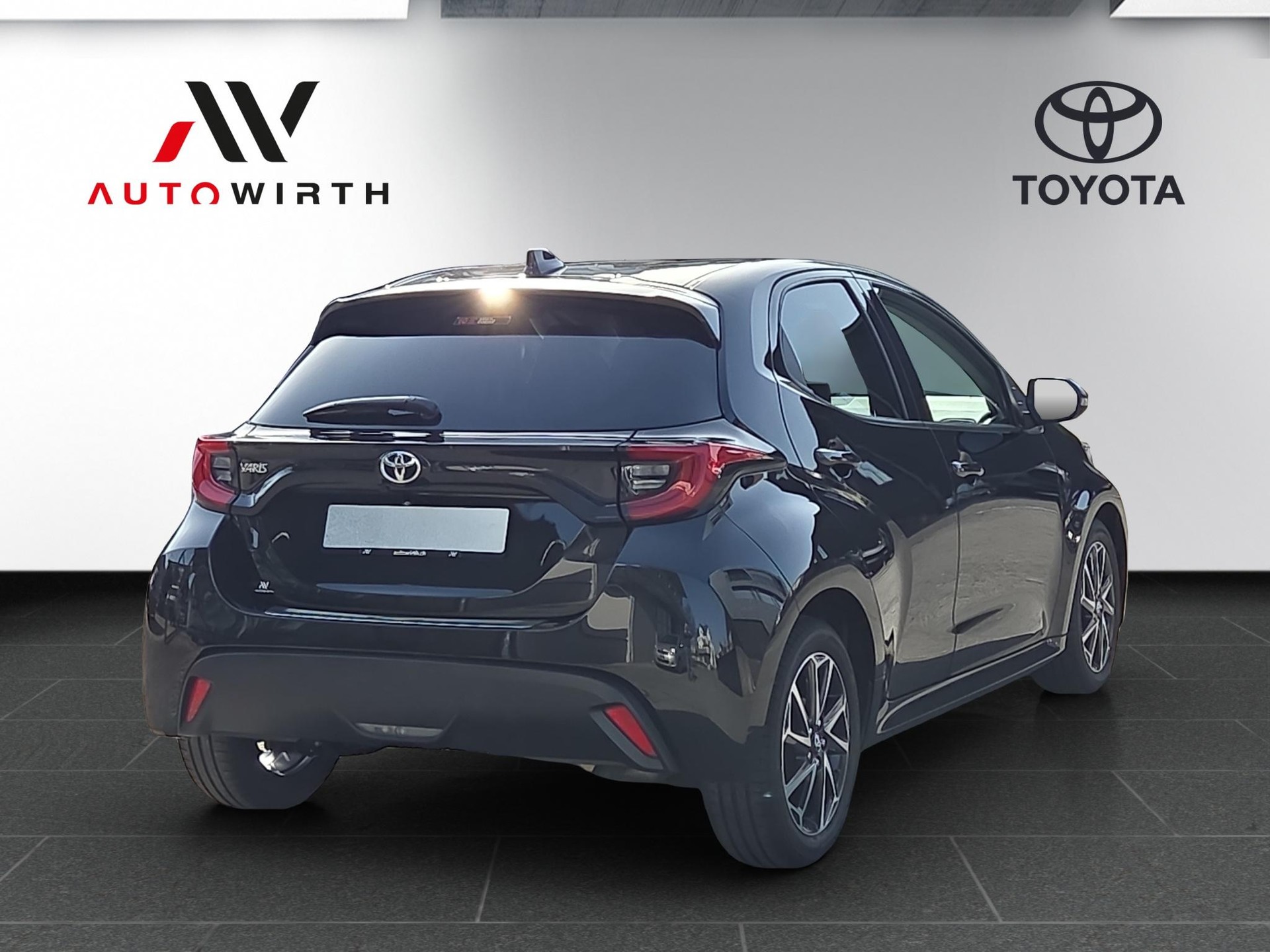 TOYOTA Yaris 1.5 VVT-iE Trend-image-4