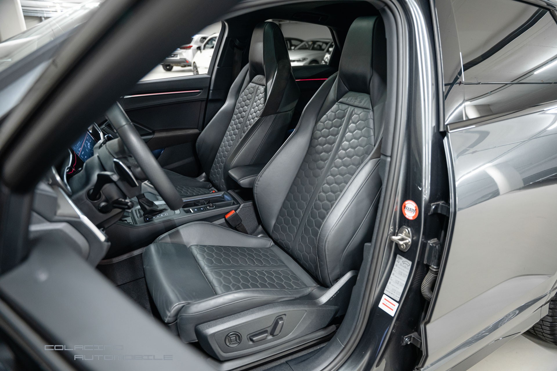 AUDI RS Q3 Sportback quattro S tronic-image-13