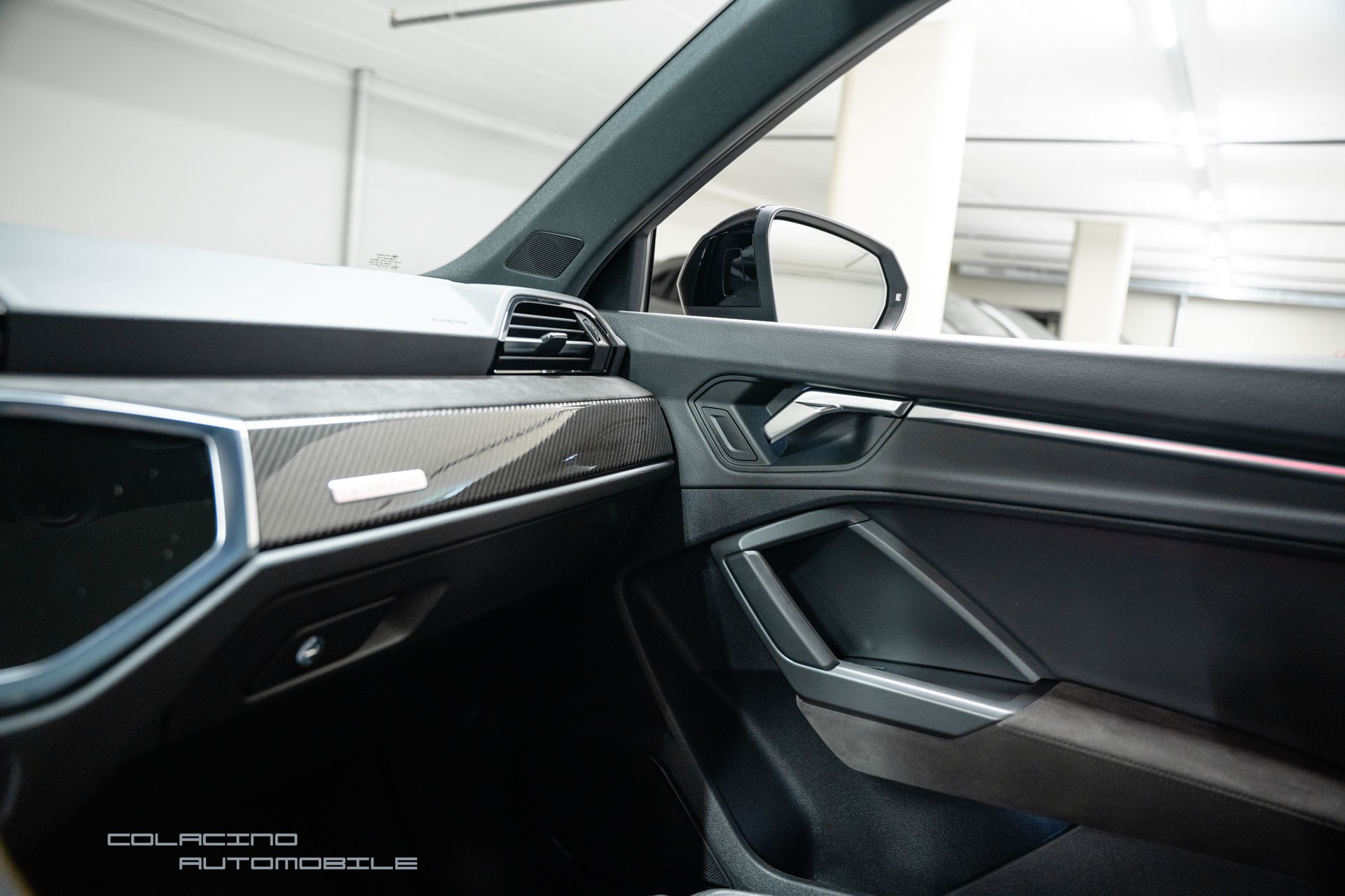 AUDI RS Q3 Sportback quattro S tronic-image-25