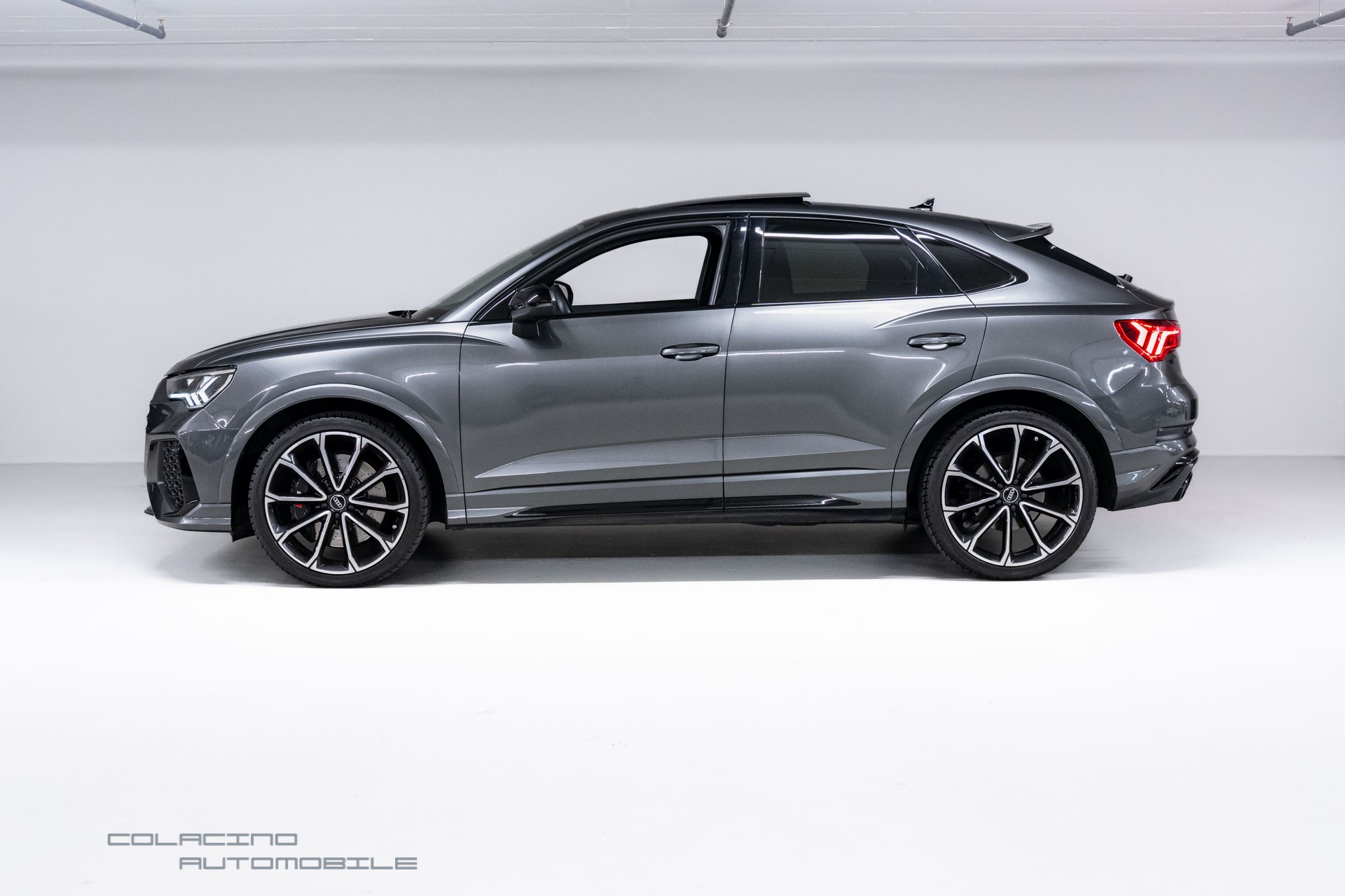 AUDI RS Q3 Sportback quattro S tronic-image-6