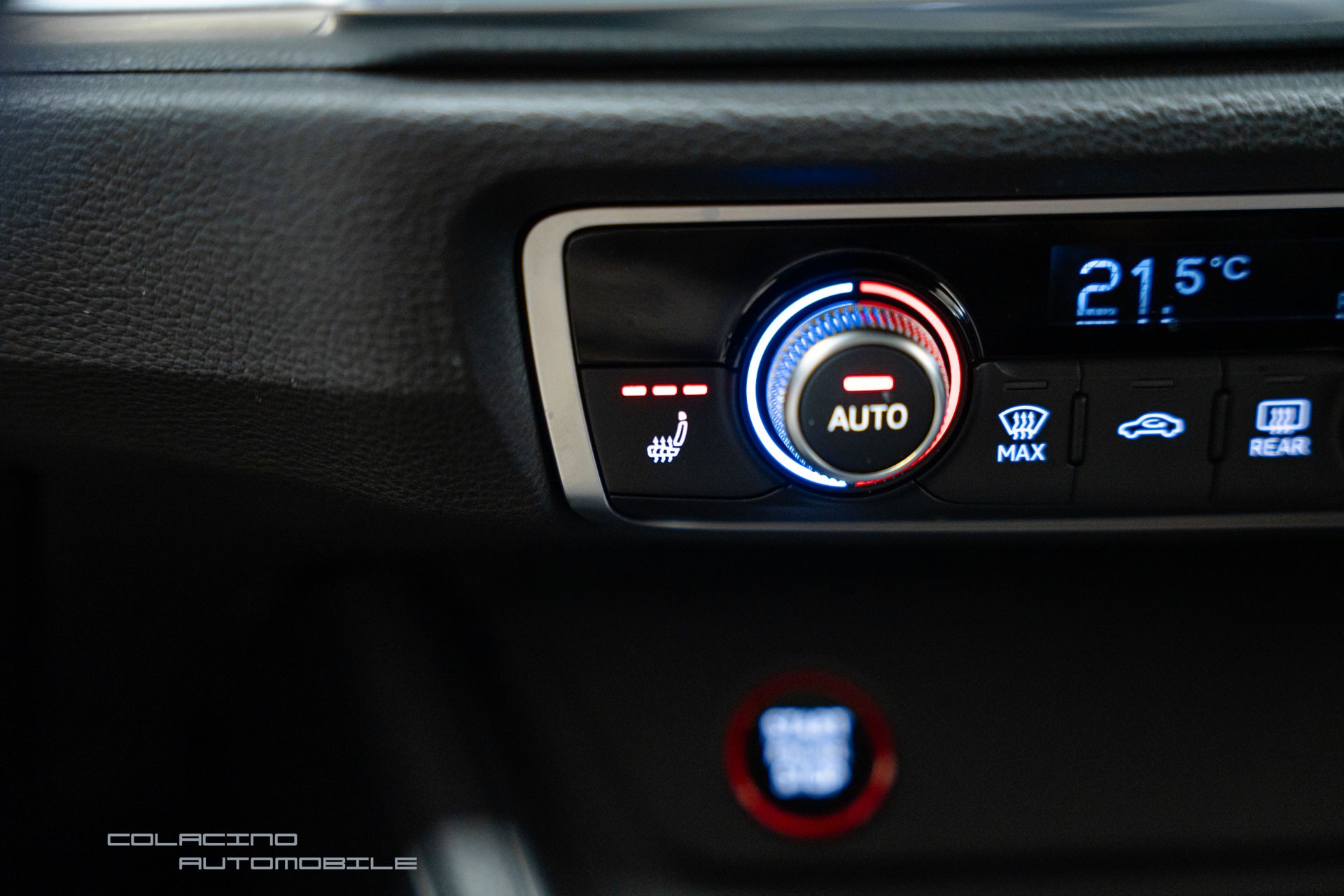 AUDI RS Q3 Sportback quattro S tronic-image-24