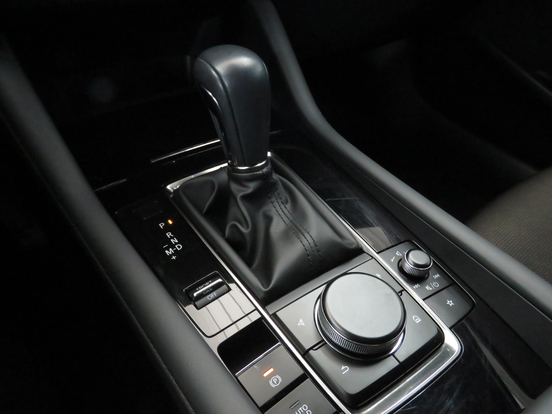 MAZDA 3 Hatchback SKYACTIV-G M Hybrid 122 Ambition Automat-image-14