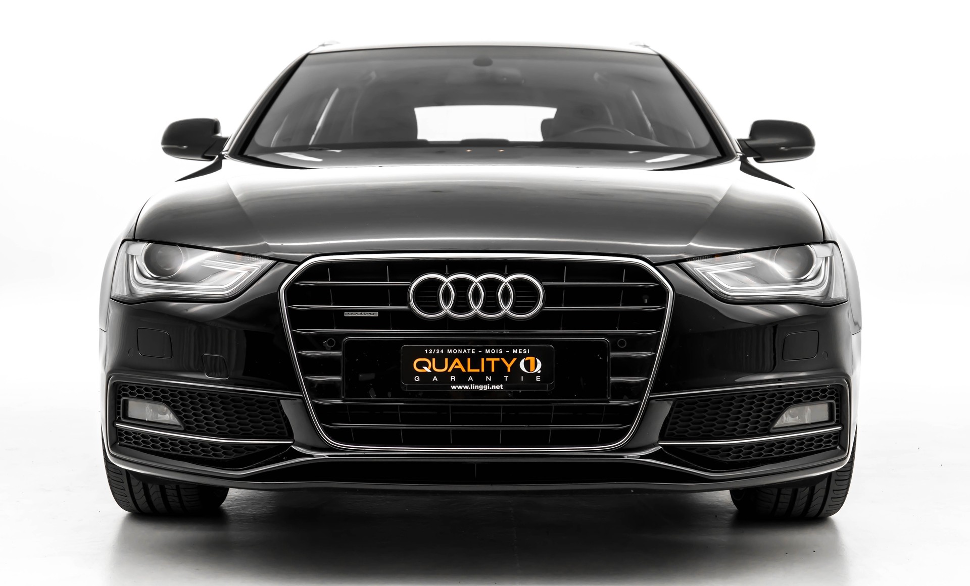 AUDI A4 Avant 2.0 TDI quattro S-tronic S-LINE 190 PS-showroom-element-1