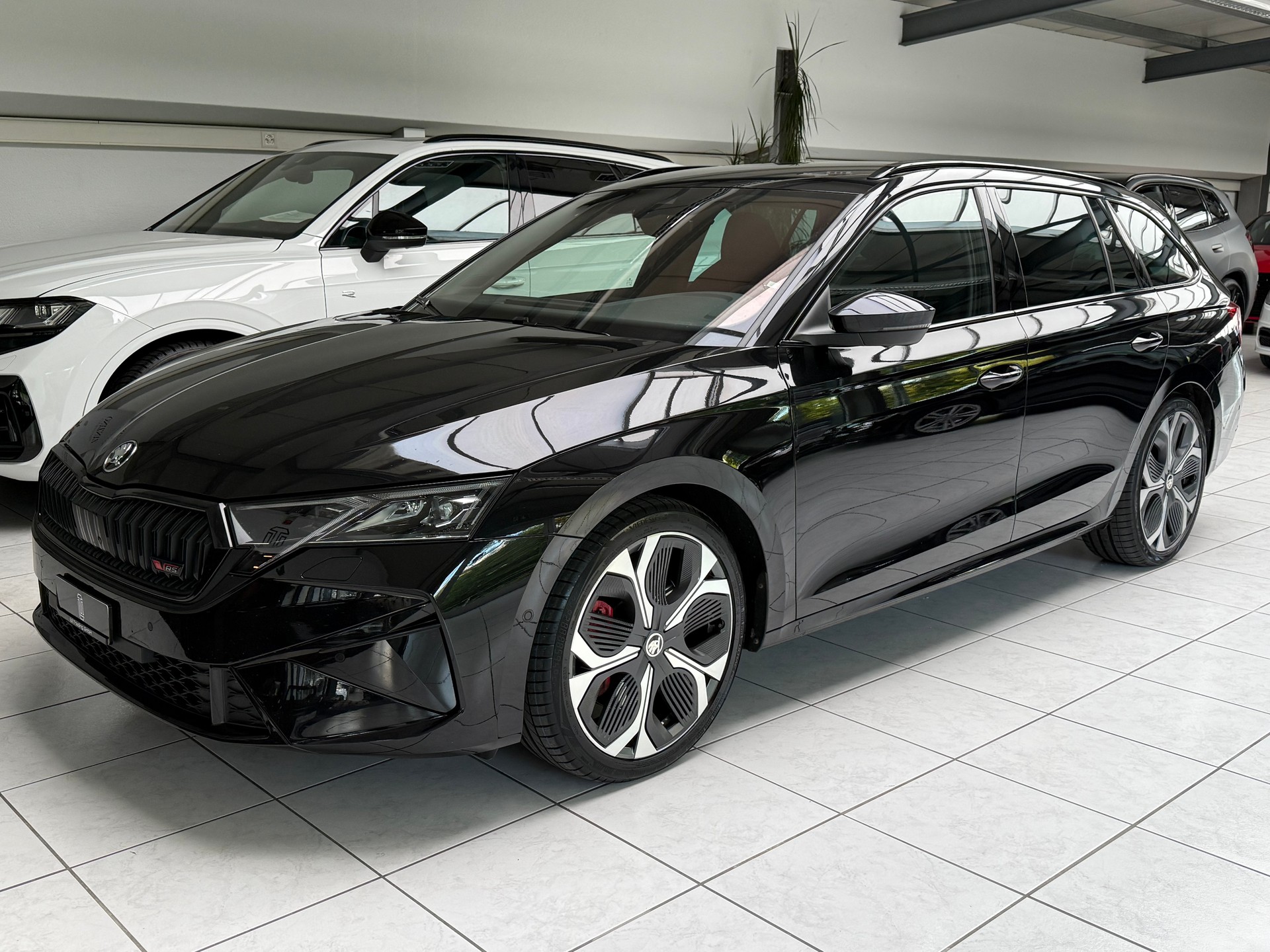 SKODA Octavia Combi 2.0 TSI DSG RS