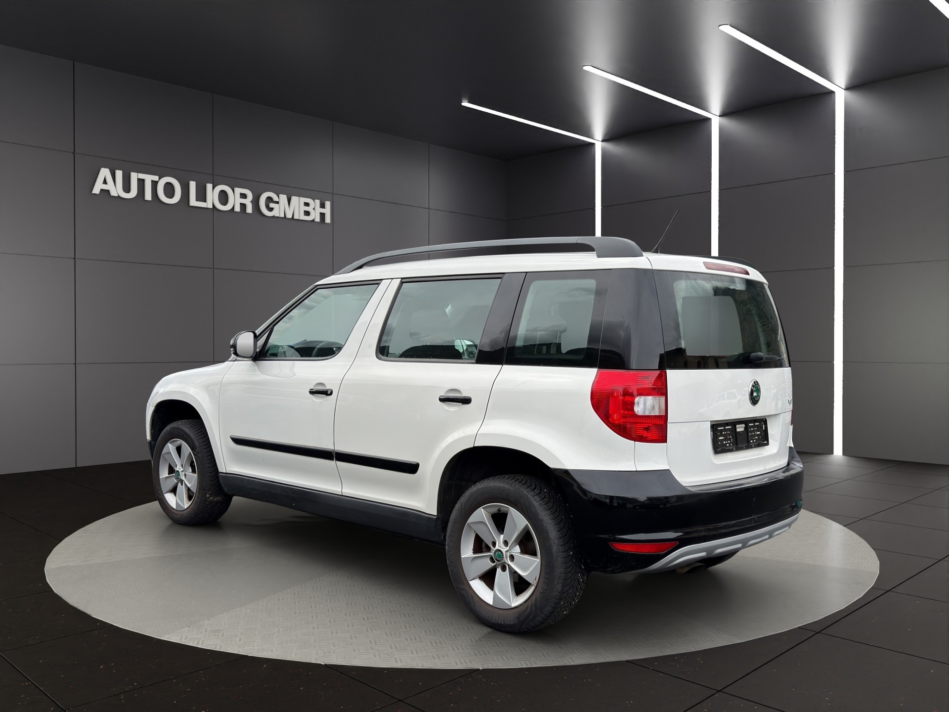 SKODA Yeti 1.2 TSI Elegance DSG-image-3
