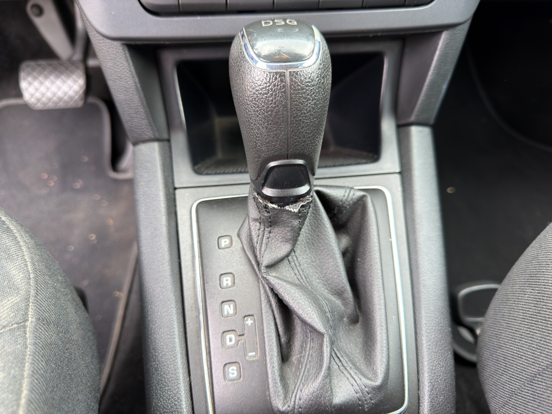 SKODA Yeti 1.2 TSI Elegance DSG-image-10