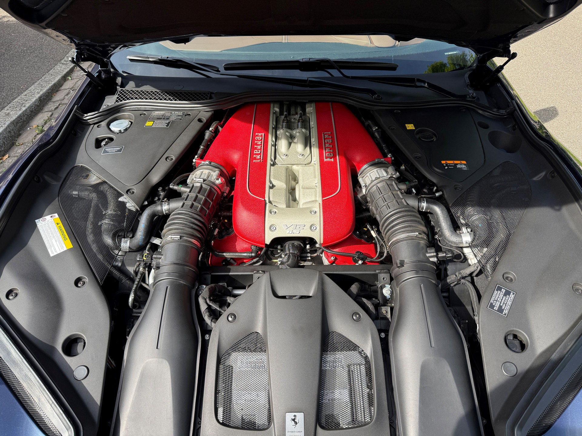 FERRARI 812 GTS-image-15