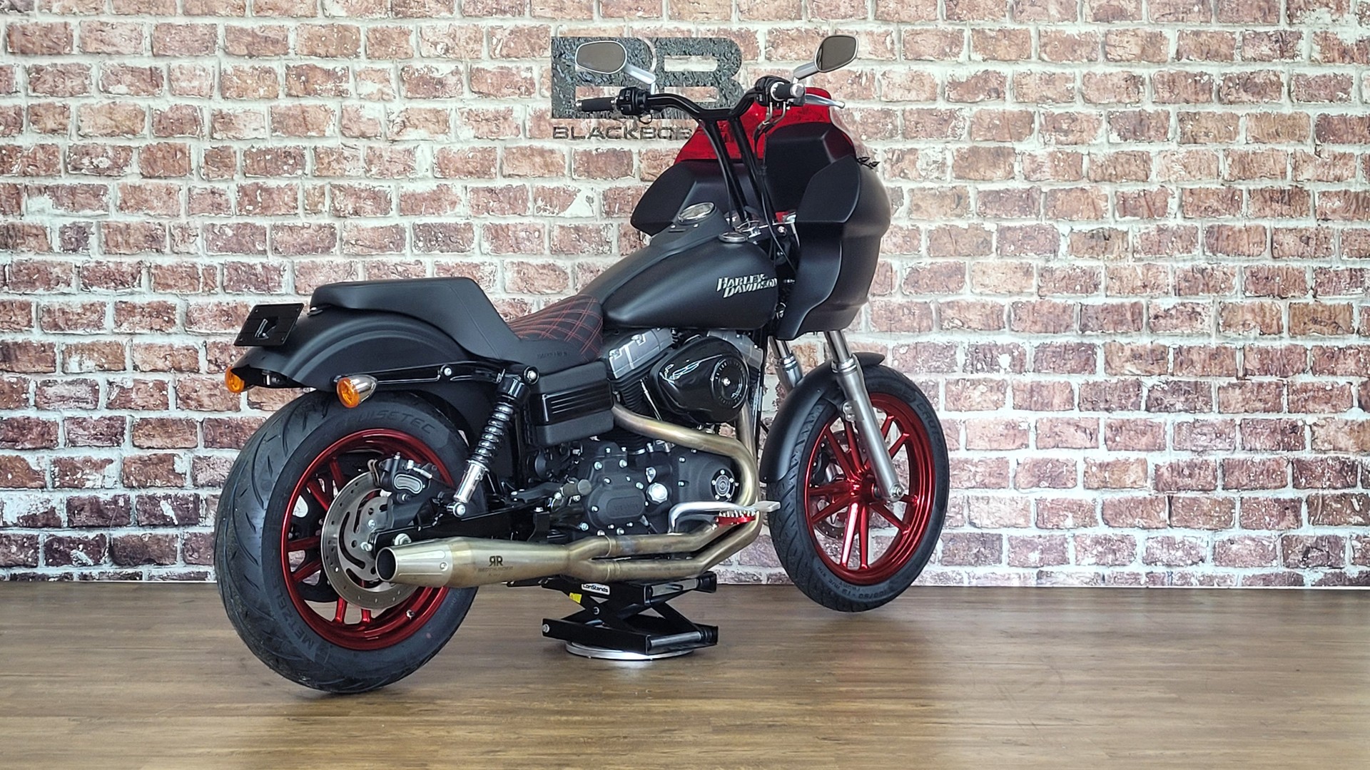 HARLEY-DAVIDSON FXDBI Dyna Street Bob-image-2