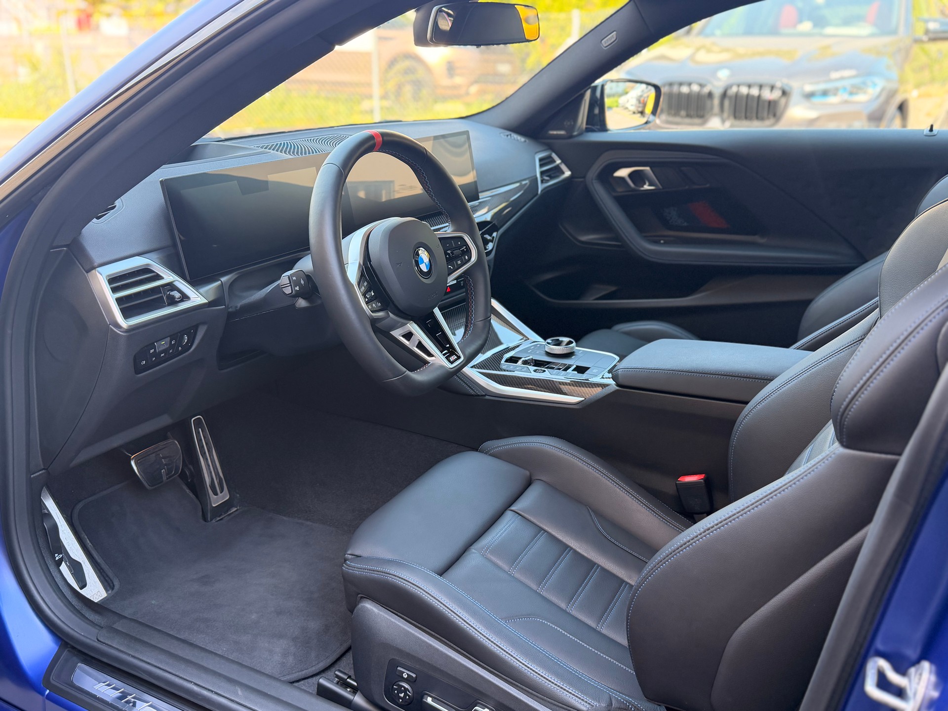 BMW M240i xDrive M Sport Pro Steptronic-image-9