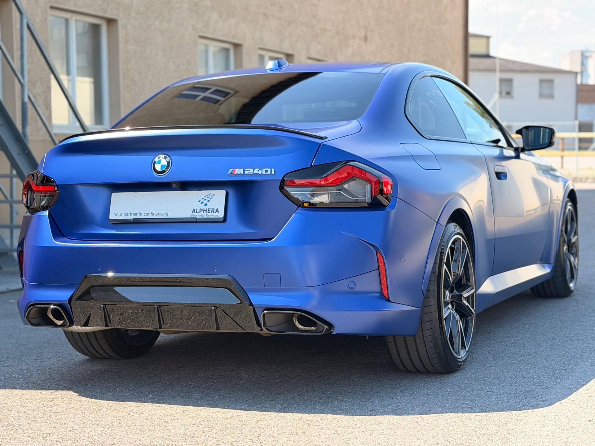 BMW M240i xDrive M Sport Pro Steptronic-image-4