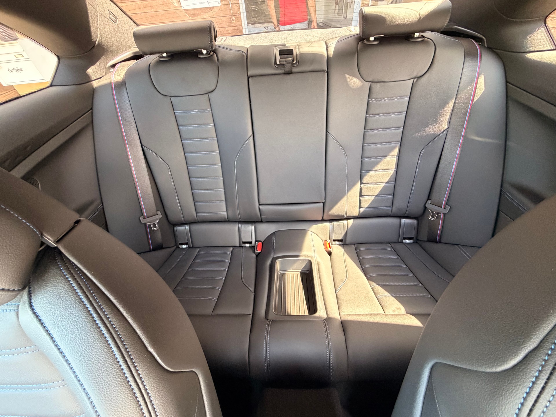 BMW M240i xDrive M Sport Pro Steptronic-image-15