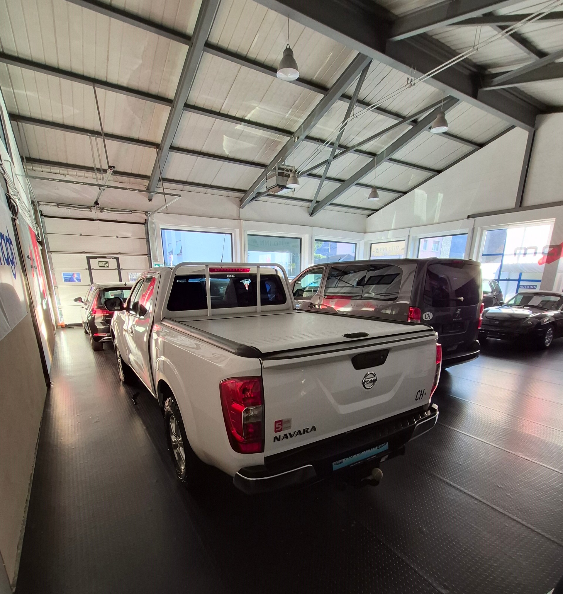 NISSAN Navara King Cab Acenta 2.3 dCi 4WD - 4X4-image-5