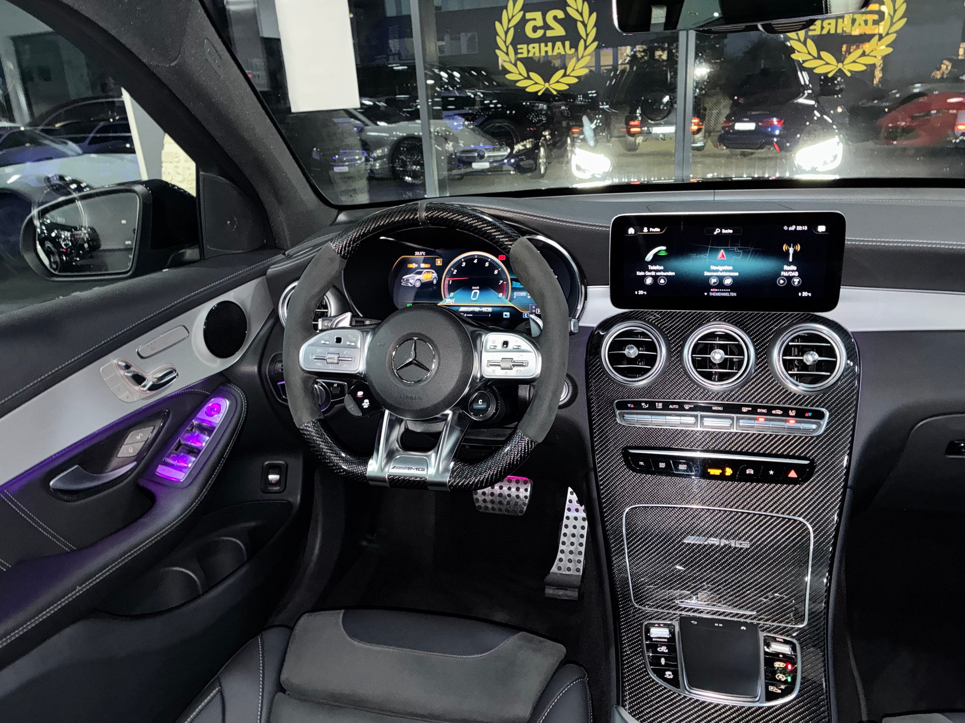 MERCEDES-BENZ GLC 63 S AMG 4Matic 9G-Tronic-image-8