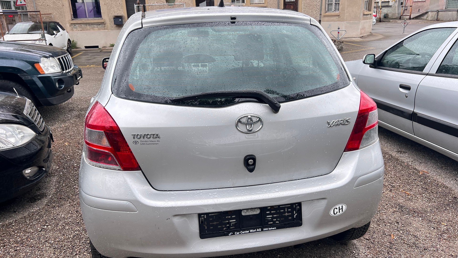 TOYOTA Yaris 1.33 Linea Sol-image-4
