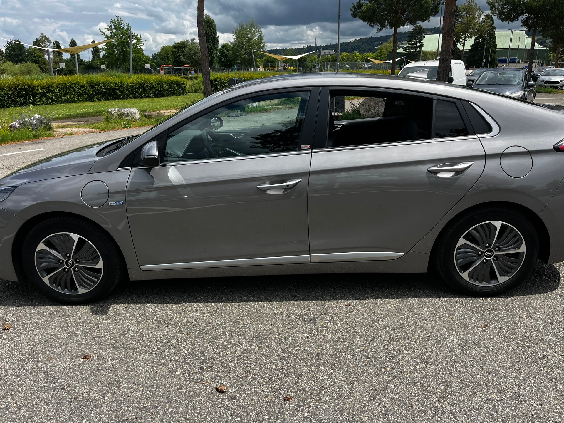 HYUNDAI Ioniq 1.6 GDi Plug in Hybrid Vertex DCT-image-4
