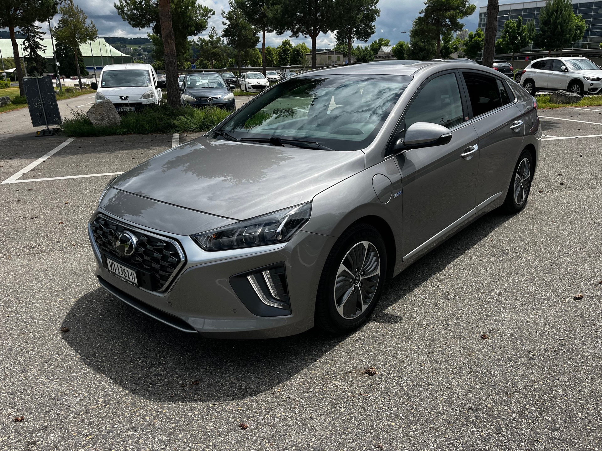 HYUNDAI Ioniq 1.6 GDi Plug in Hybrid Vertex DCT-image-3