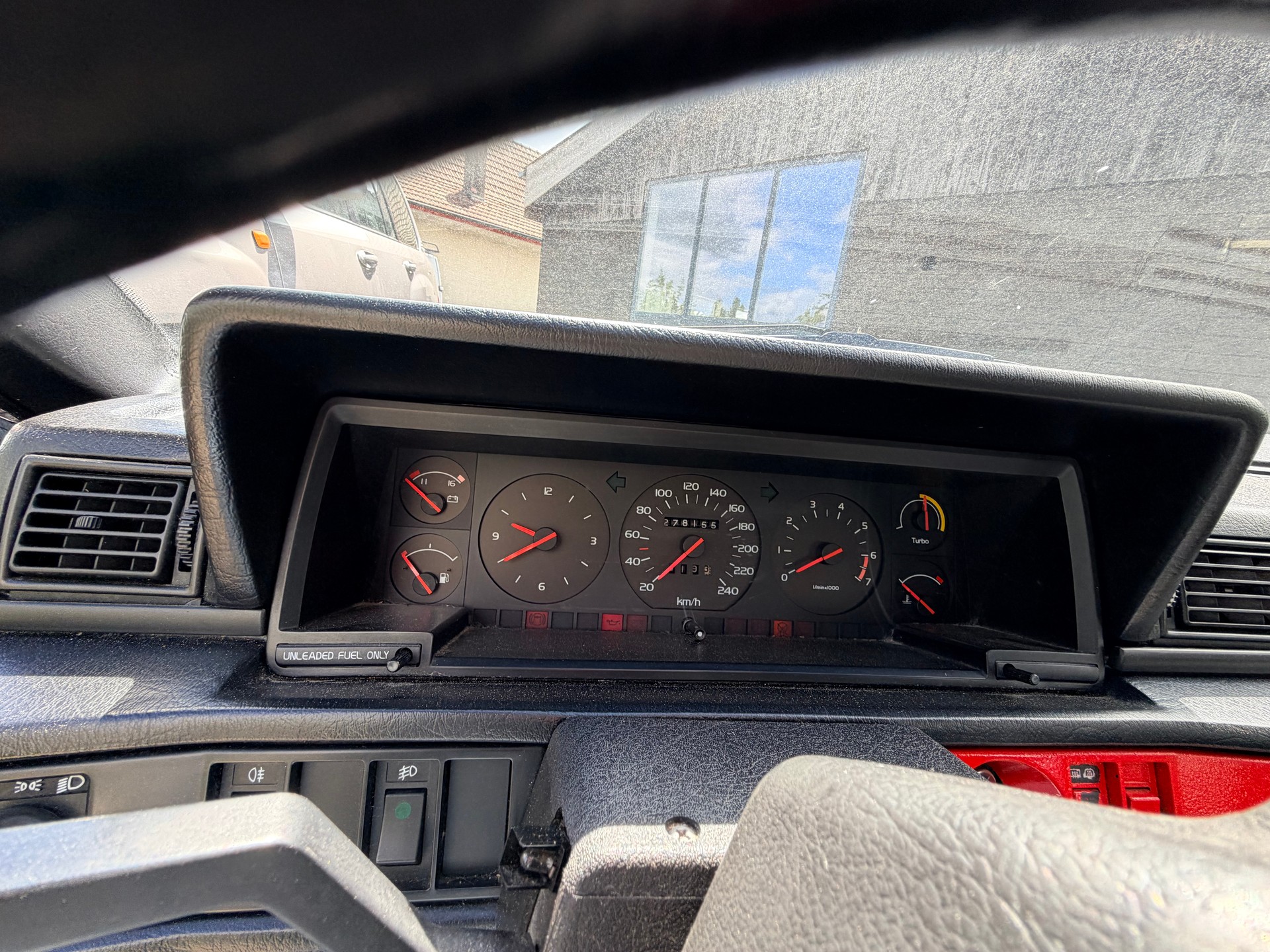 VOLVO 740 2.3 Turbo-image-4