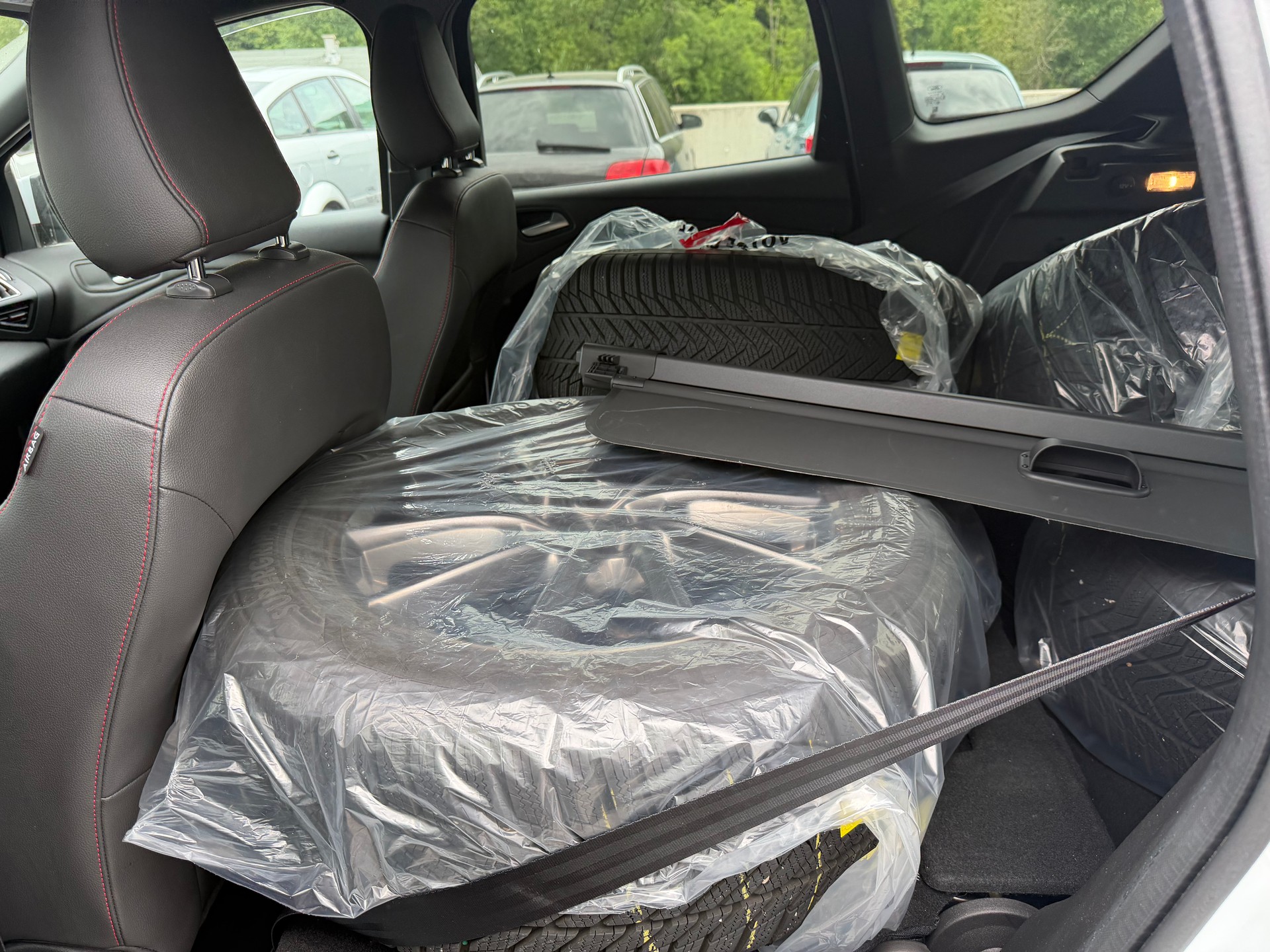 FORD Kuga 2.0 TDCi ST Line High 4WD PowerShift-image-10