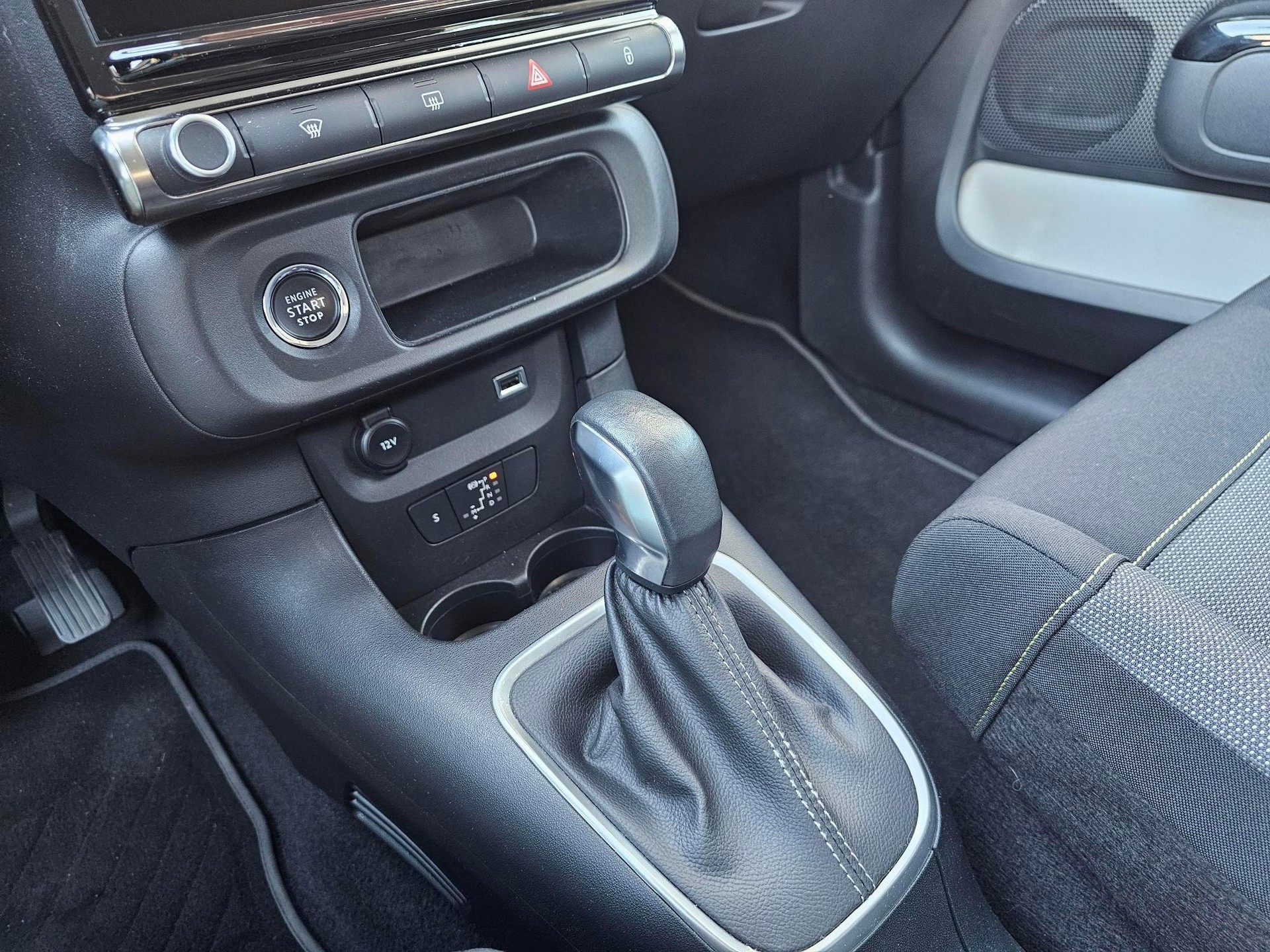 CITROEN C3 1.2 PureTech Swiss Edition+-image-11