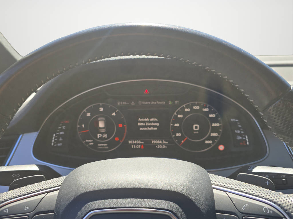 AUDI Q7 3.0 45 TDI quattro T-Tronic-image-10