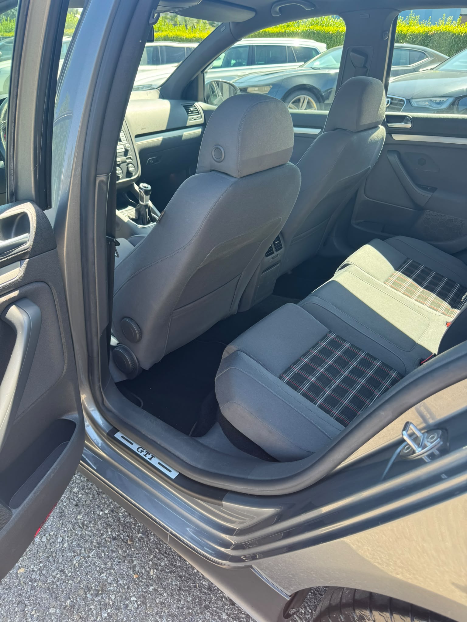 VW Golf 2.0 TFSI GTI-image-14