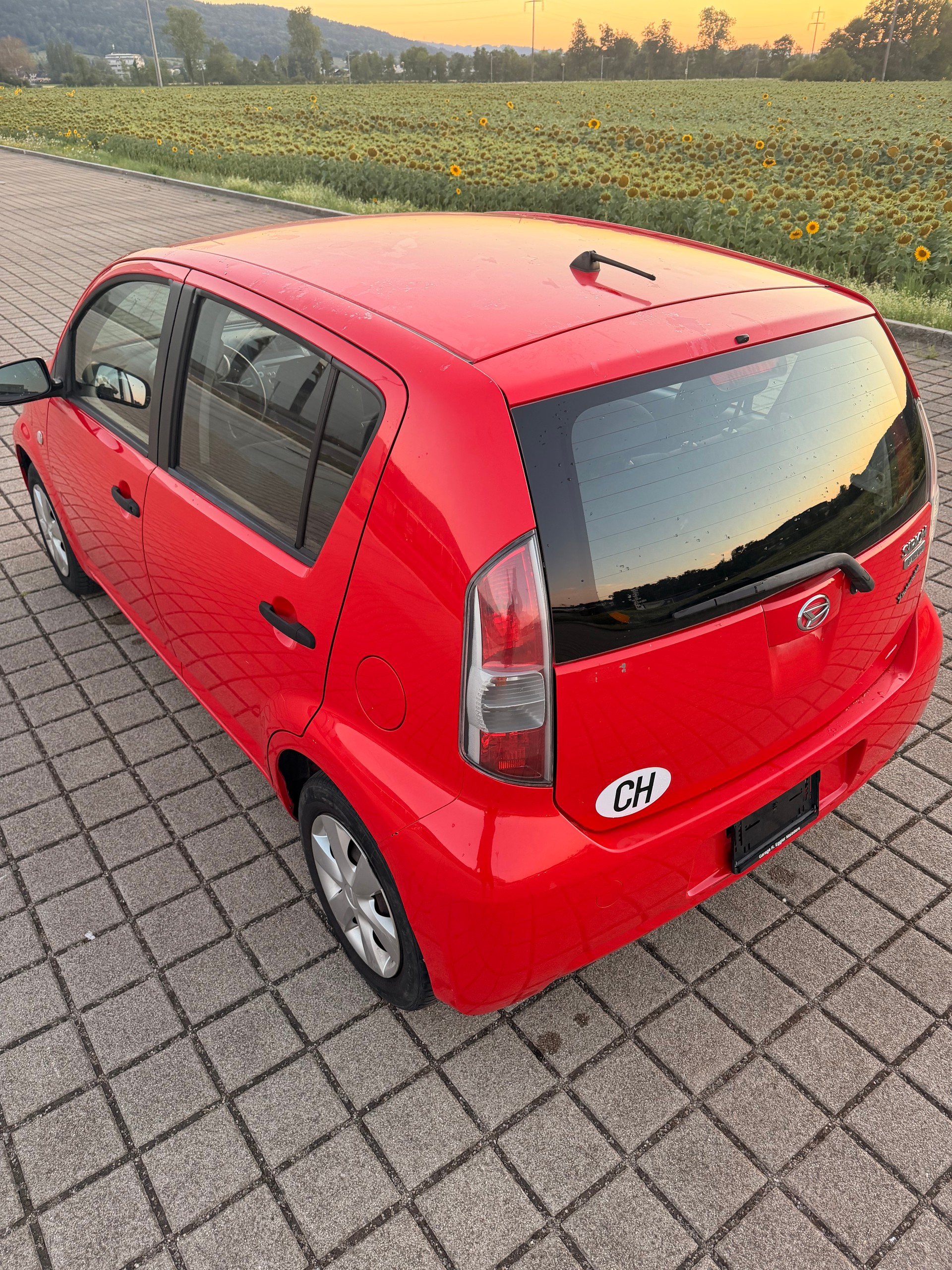 DAIHATSU Sirion 1.3 eco-4WD-image-12