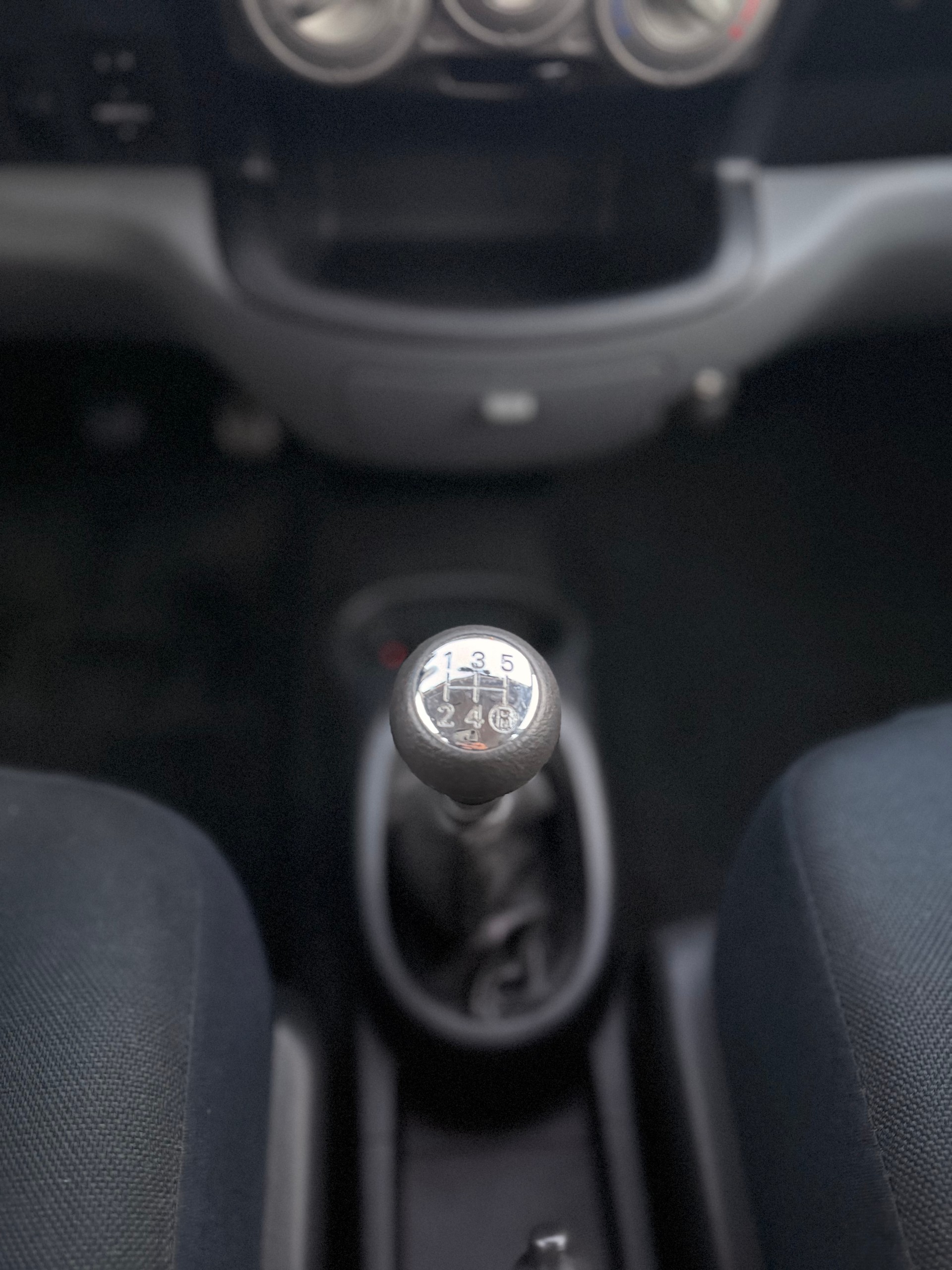 DAIHATSU Sirion 1.3 eco-4WD-image-18