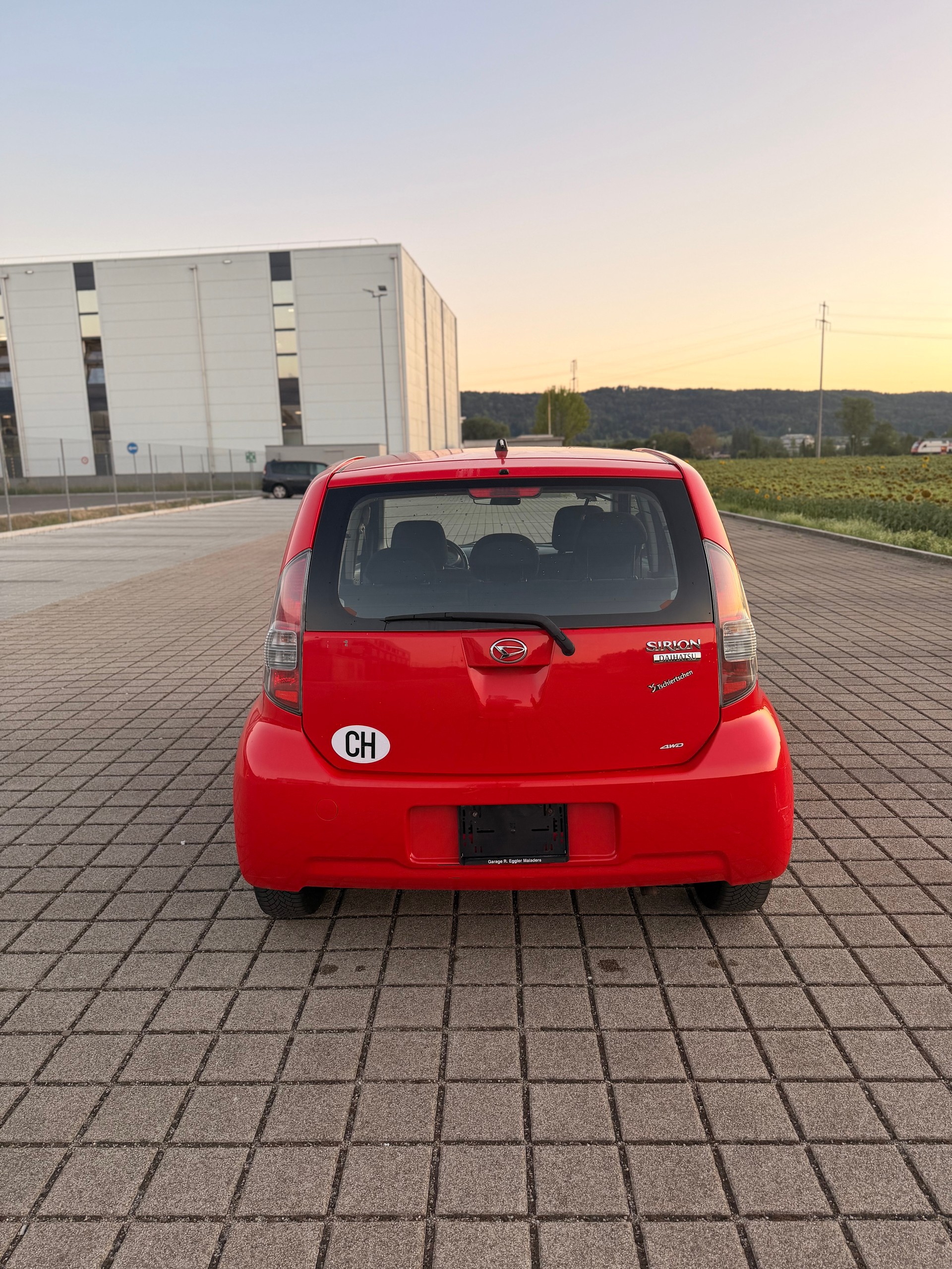 DAIHATSU Sirion 1.3 eco-4WD-image-9